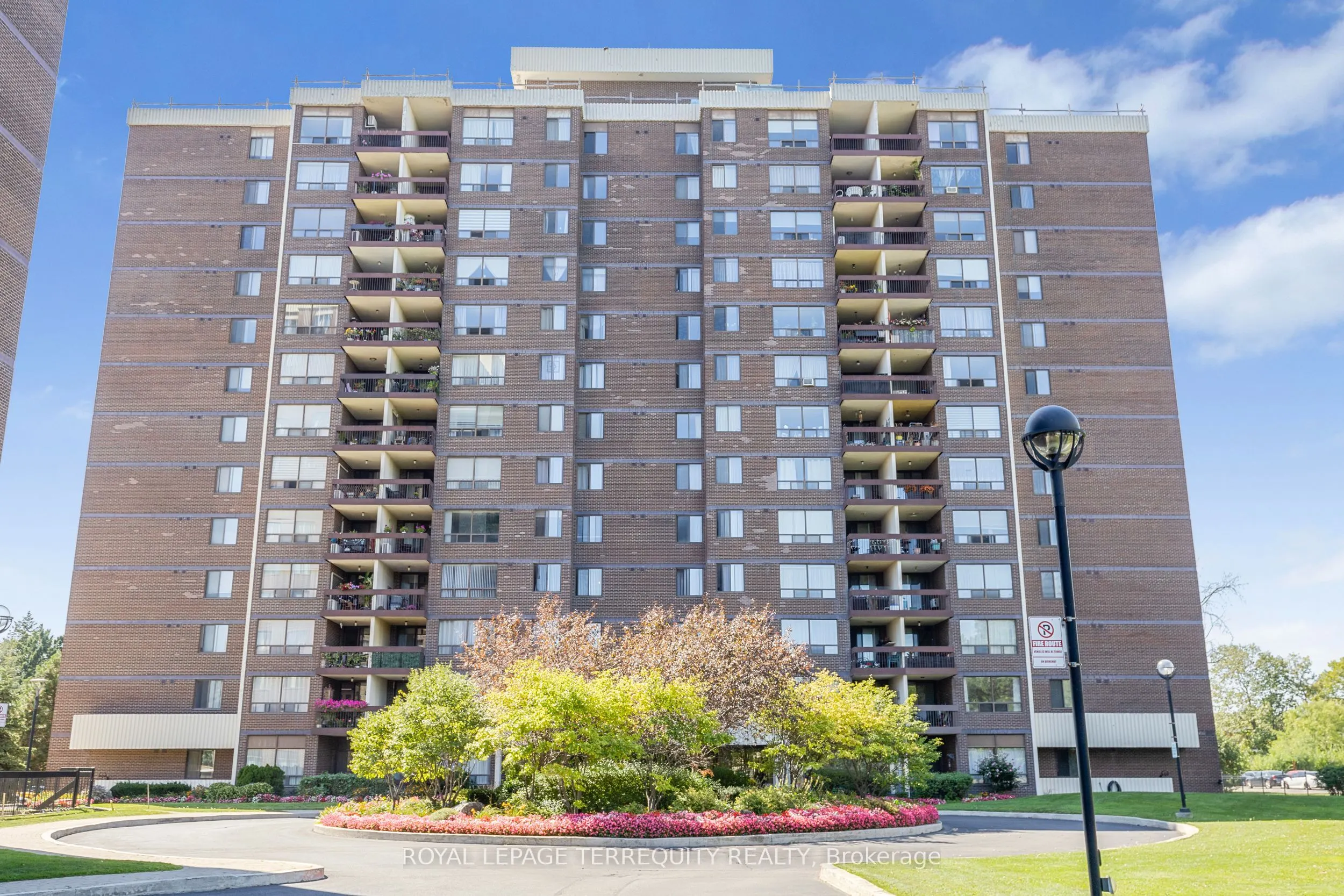 2556 Argyle Road, #601