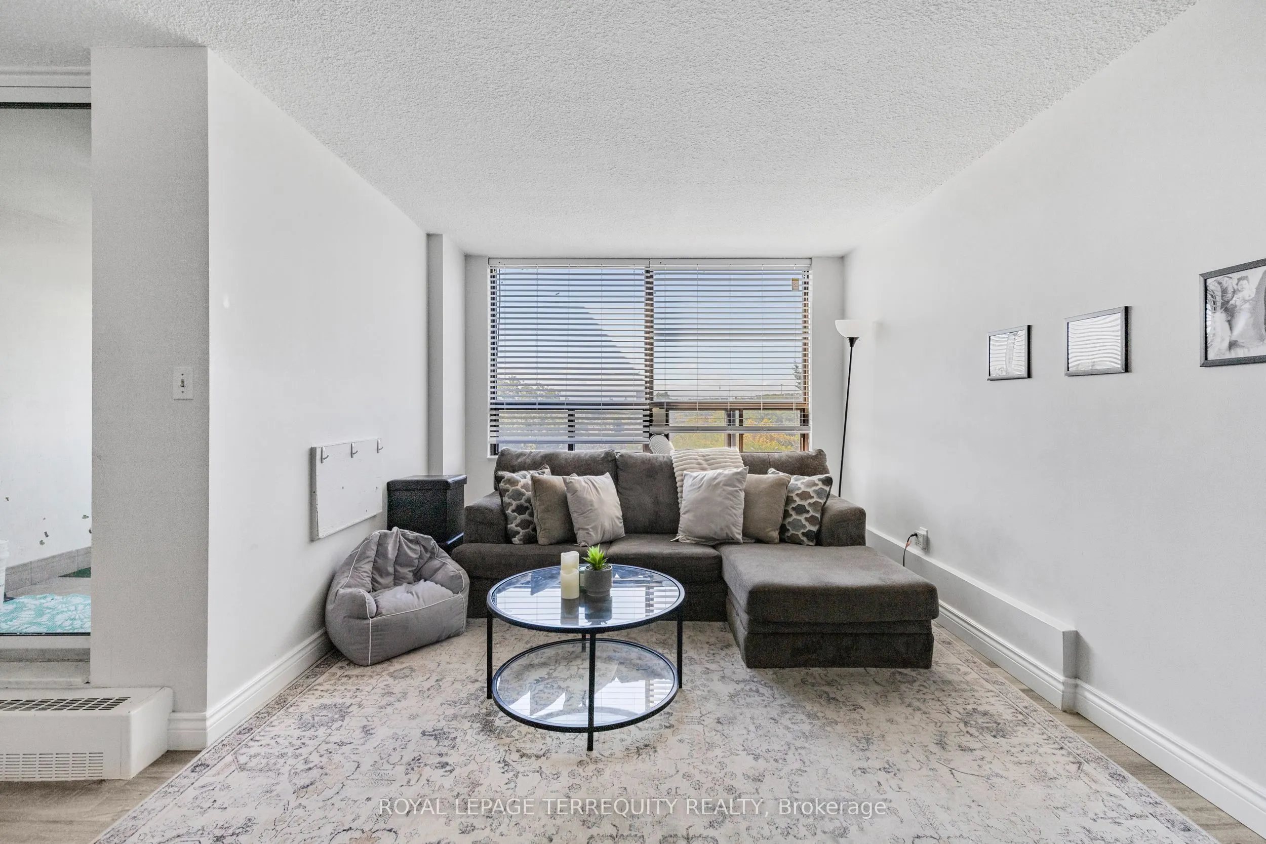 2556 Argyle Road, #601