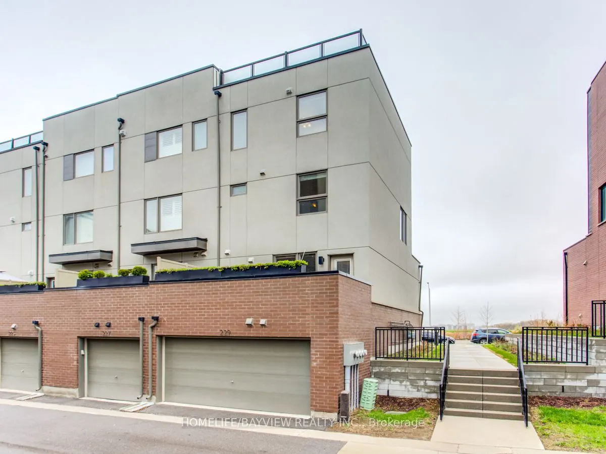 229 Downsview Park Boulevard