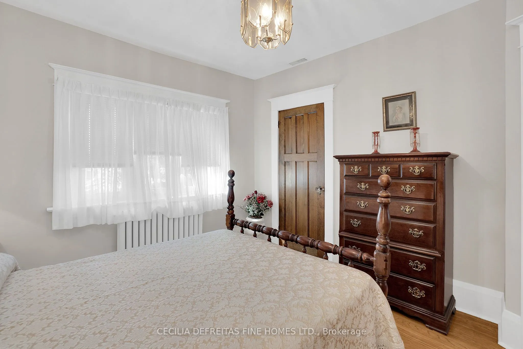 48 Westmount Avenue
