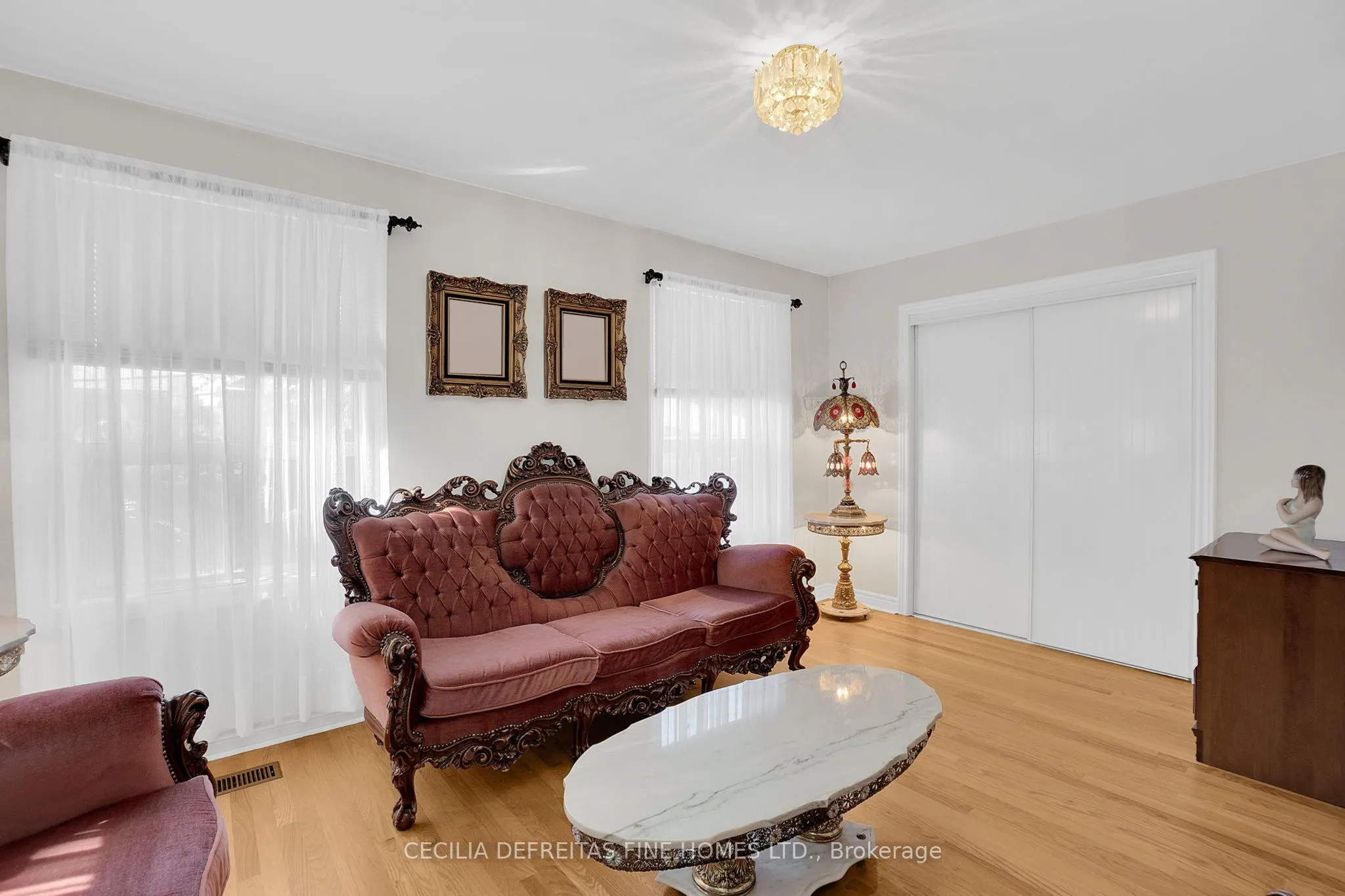 48 Westmount Avenue