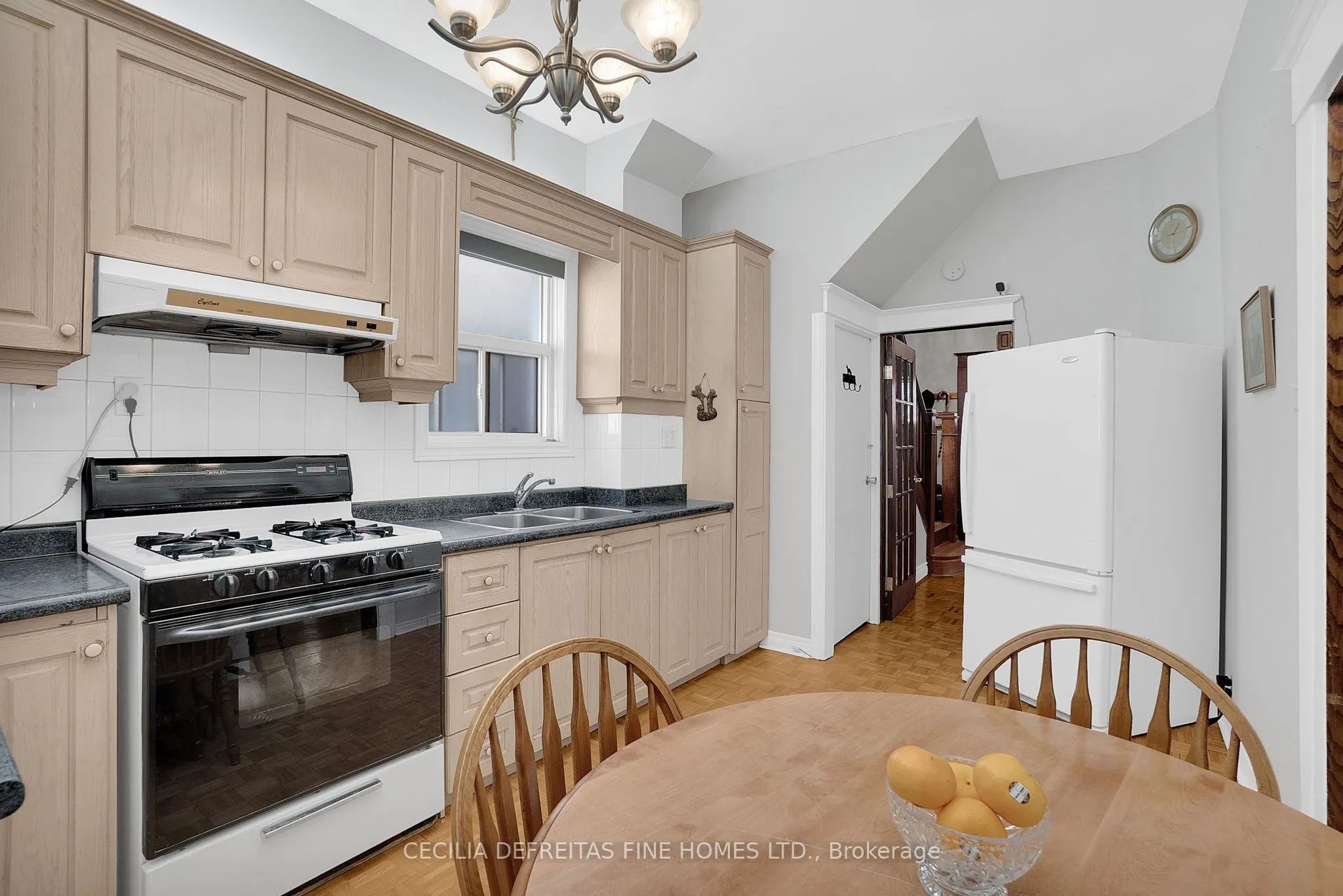 48 Westmount Avenue