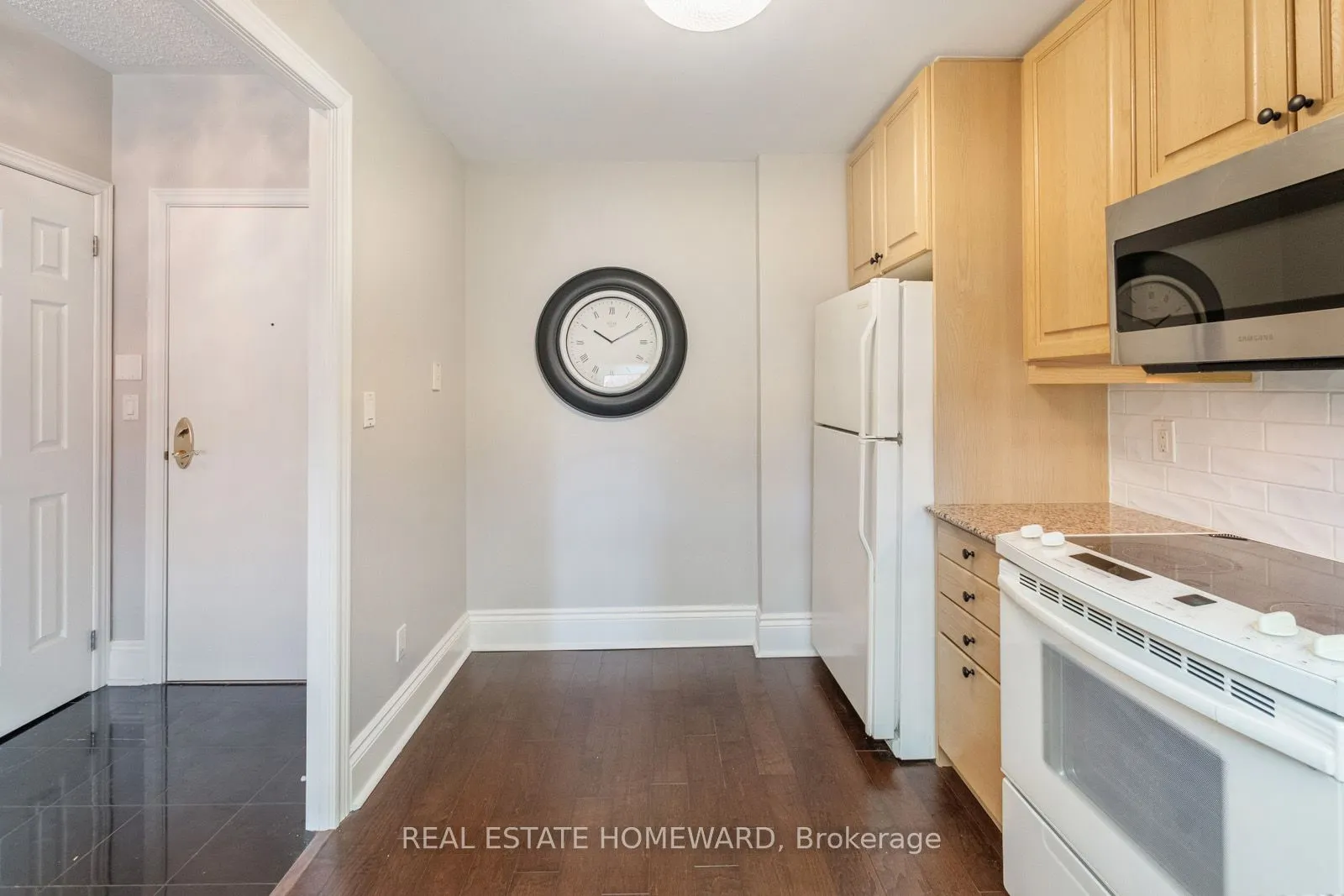 3085 Bloor Street W, #312