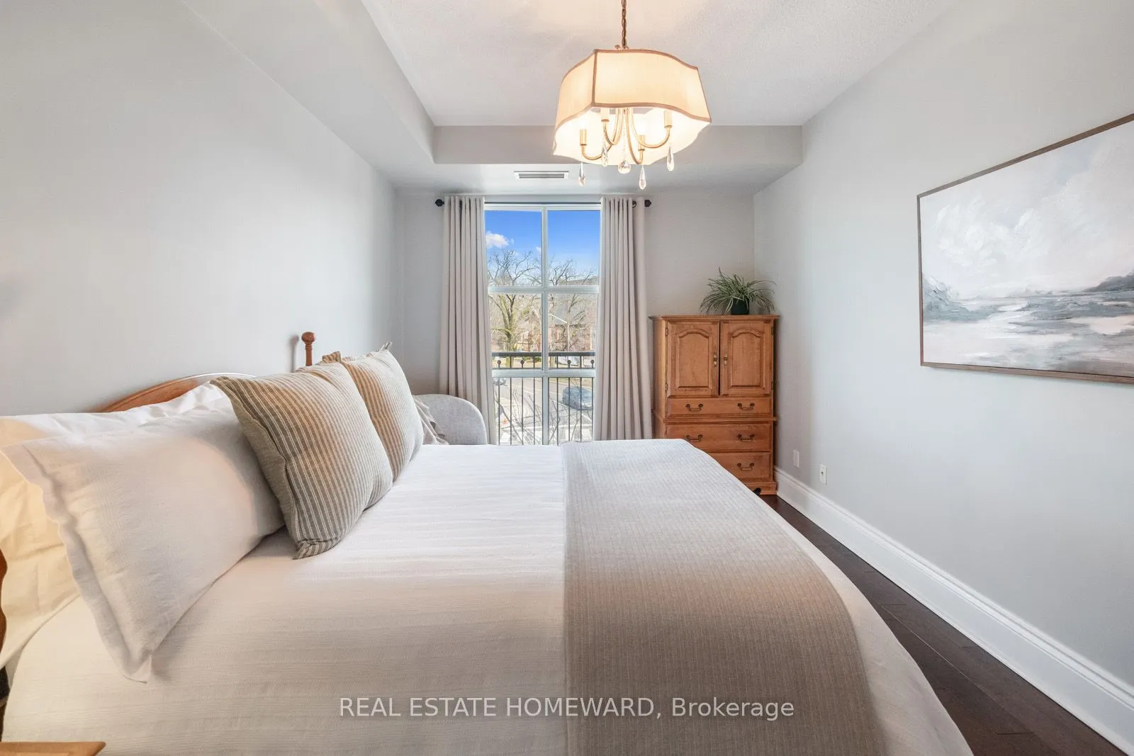 3085 Bloor Street W, #312