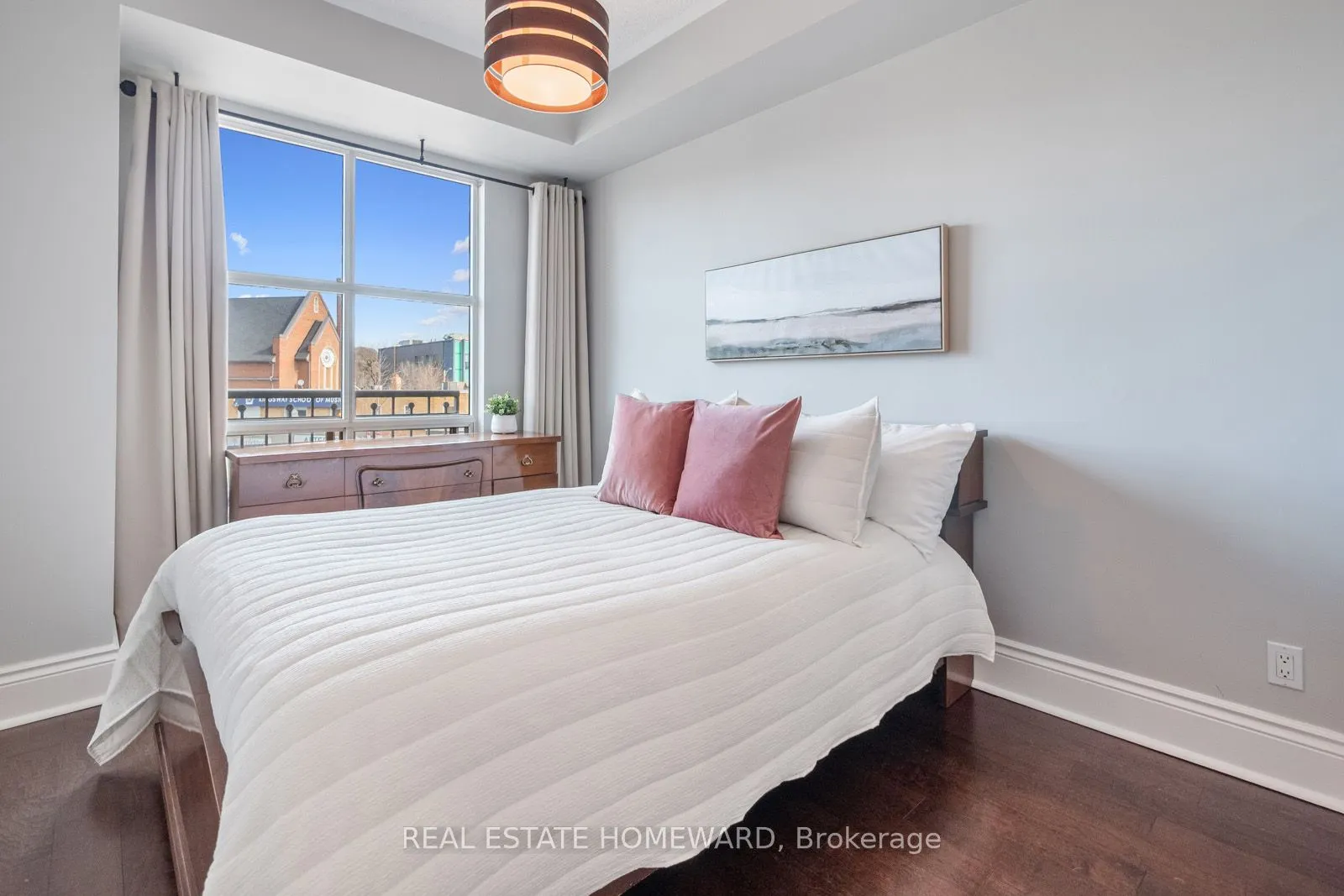 3085 Bloor Street W, #312