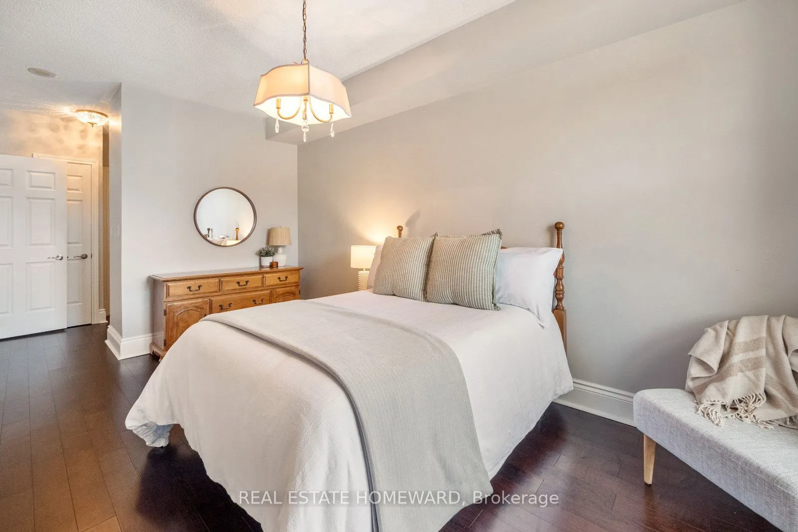 3085 Bloor Street W, #312