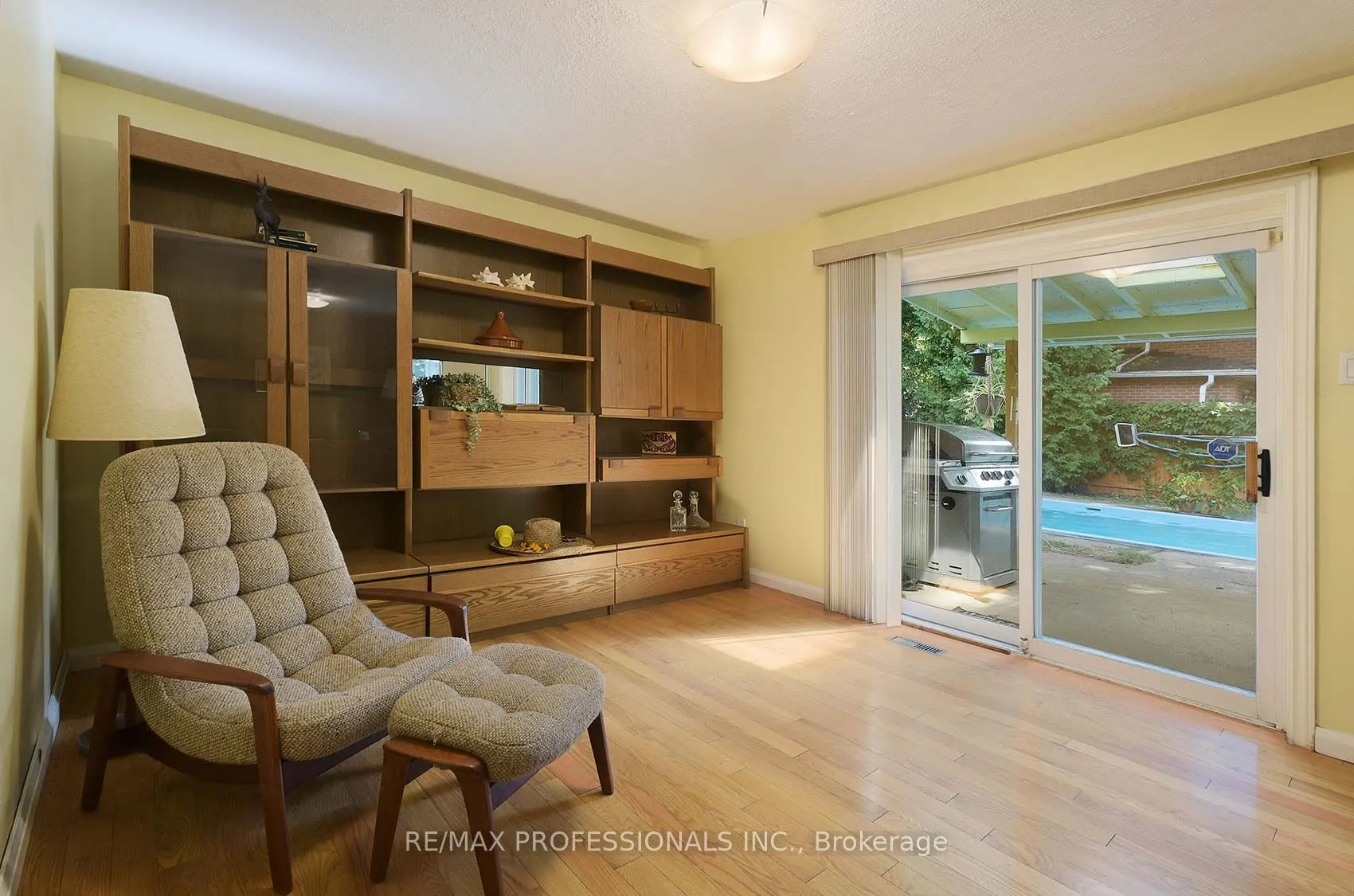 37 Sunplains Crescent