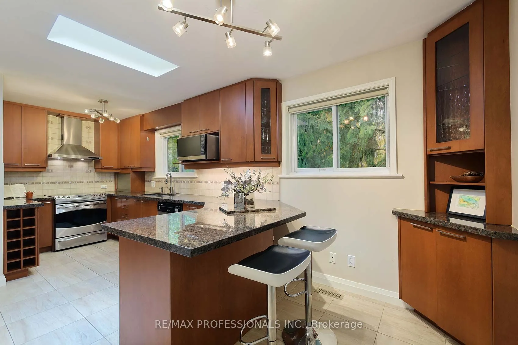 37 Sunplains Crescent