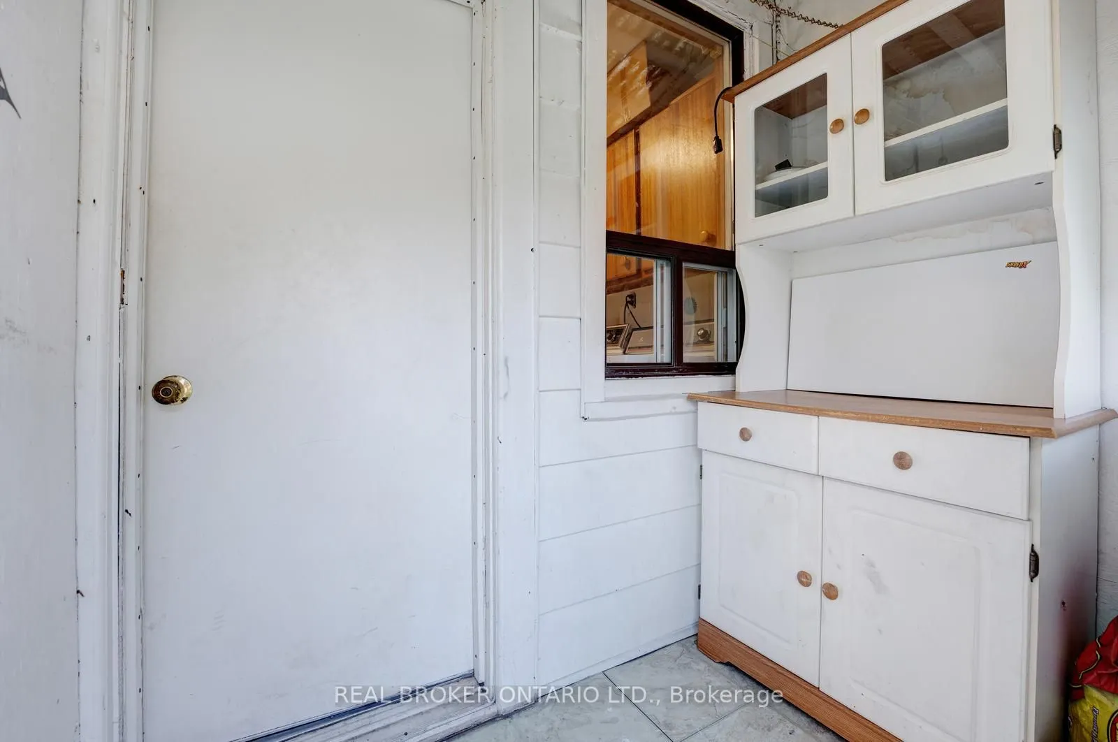 195 Islington Avenue