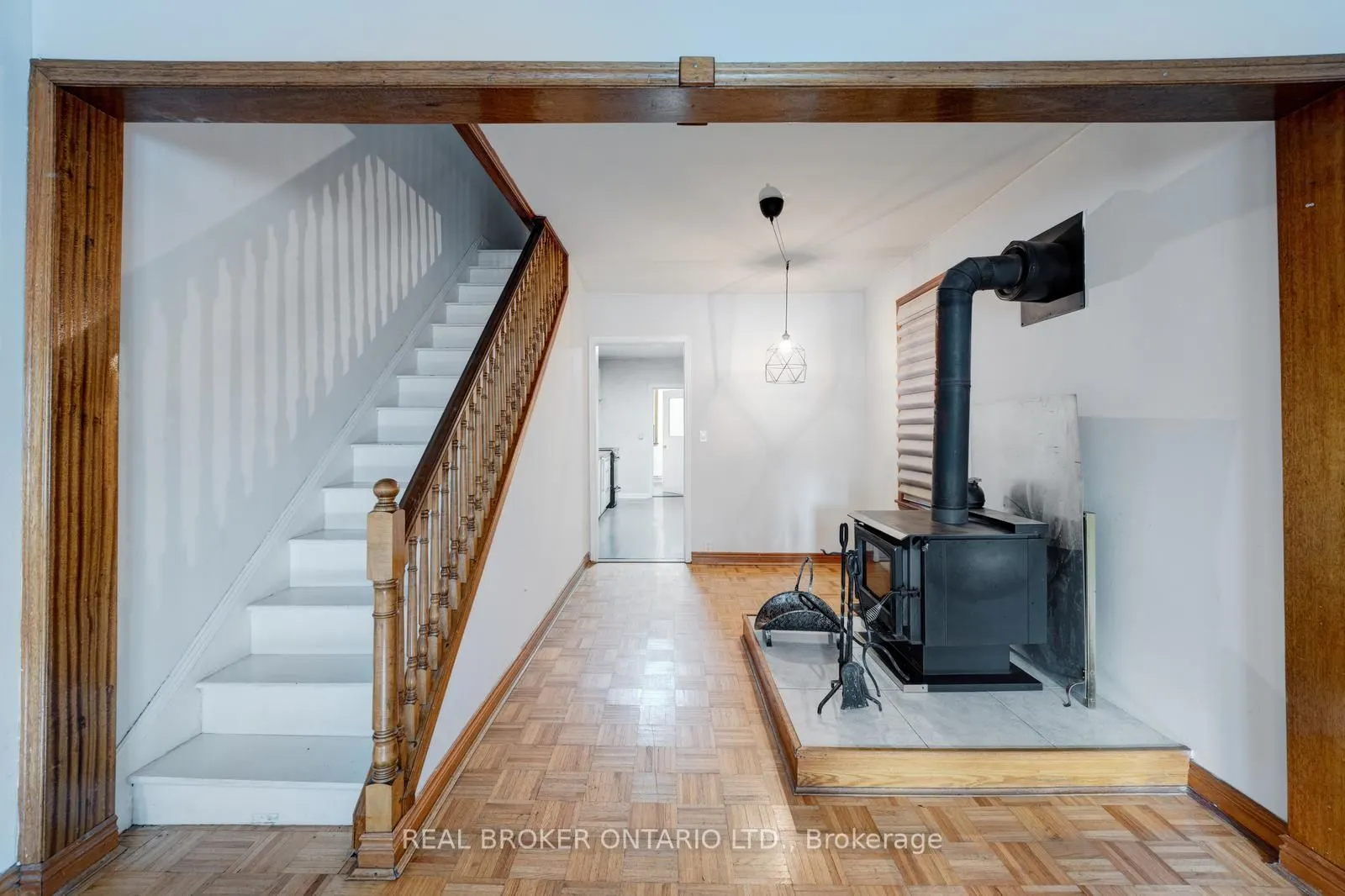 195 Islington Avenue