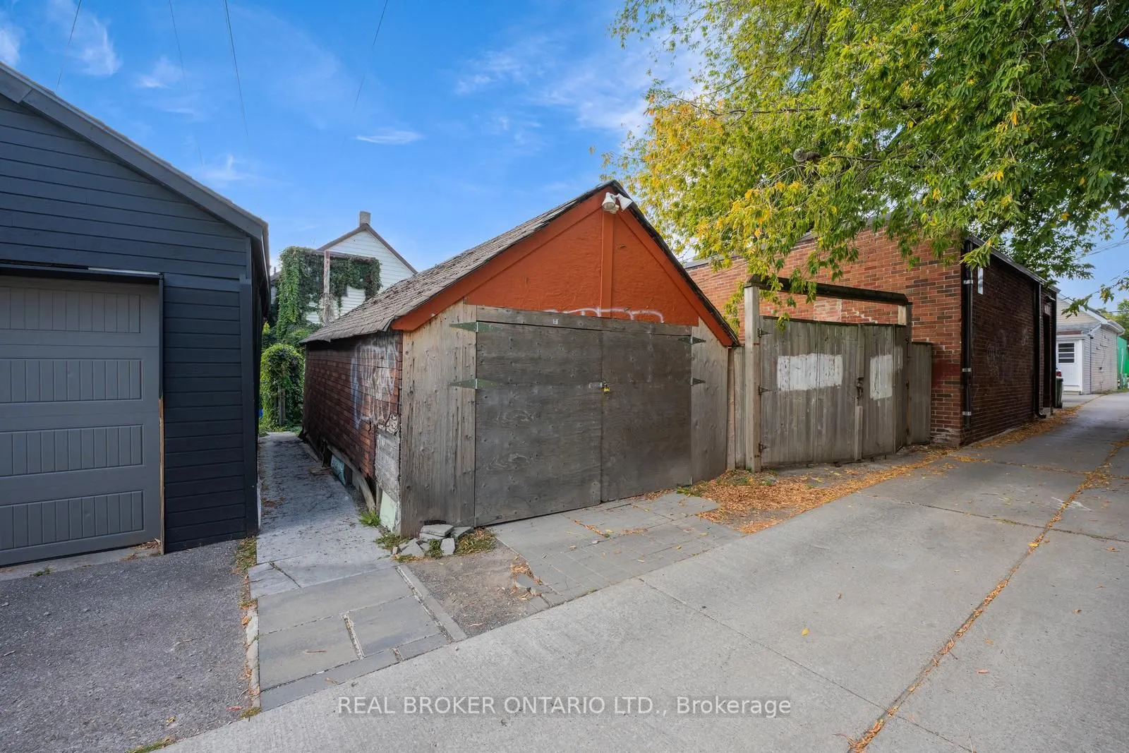 195 Islington Avenue