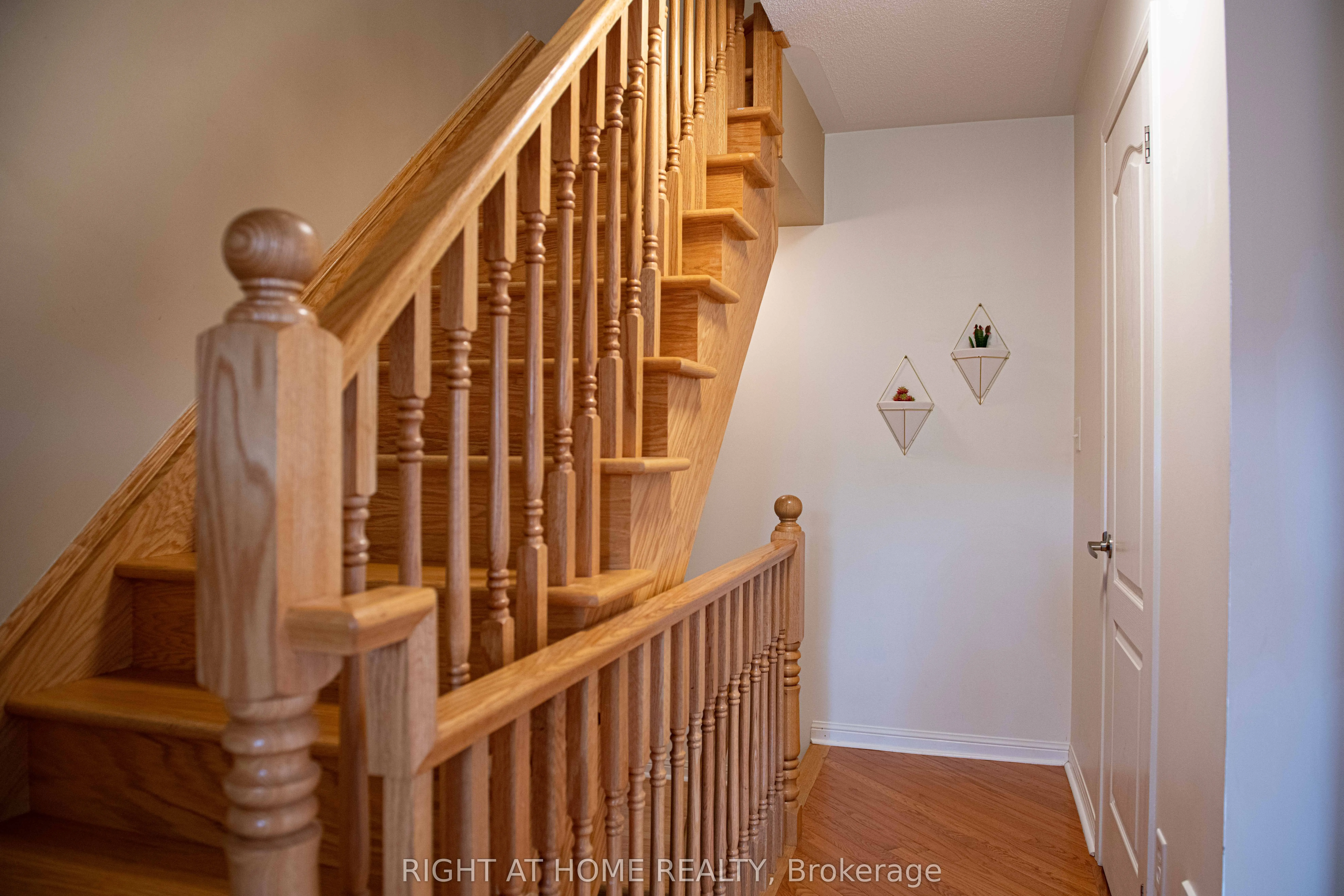 1159 Mcdowell Crescent