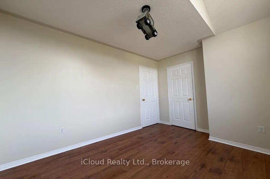 1220 Knight Trail