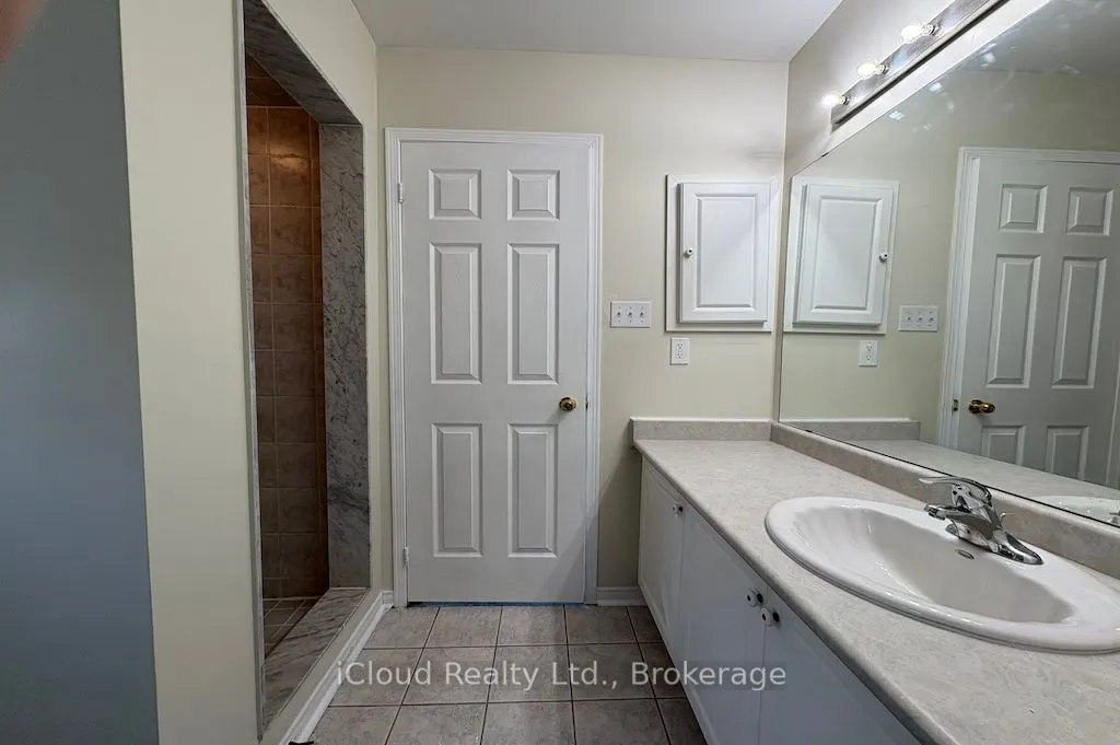 1220 Knight Trail