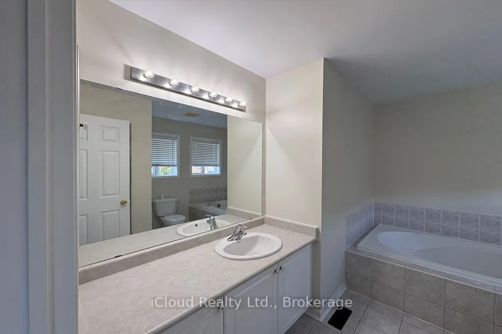 1220 Knight Trail