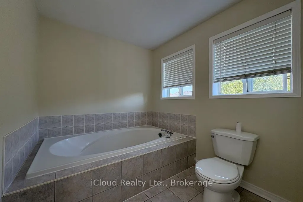 1220 Knight Trail