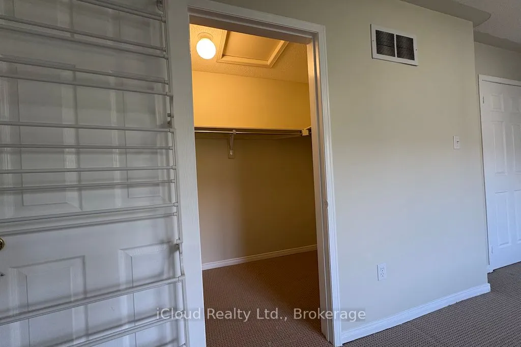 1220 Knight Trail