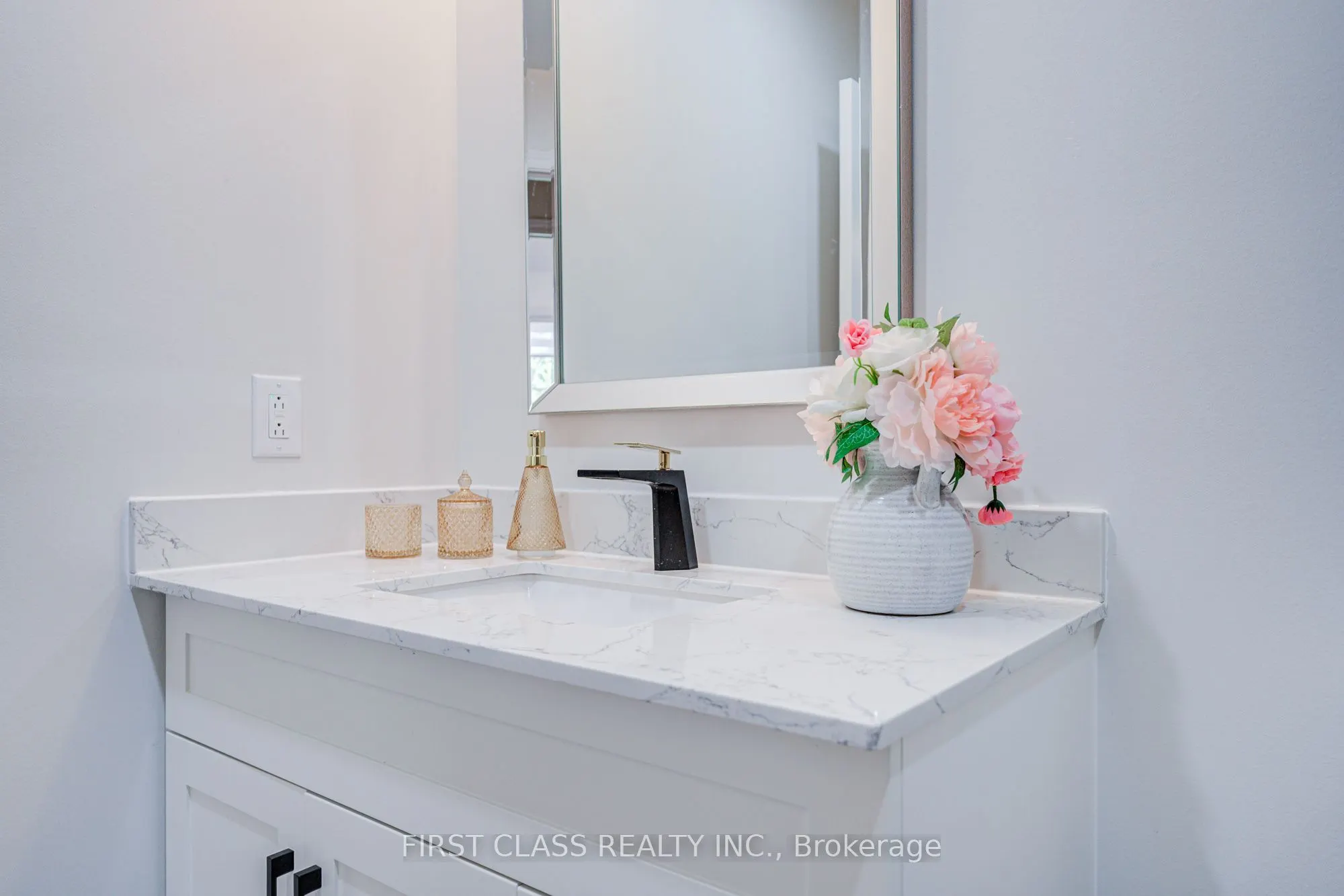 2665 Thomas Street, #59
