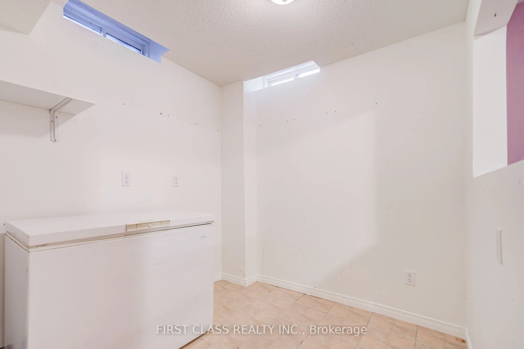 2665 Thomas Street, #59