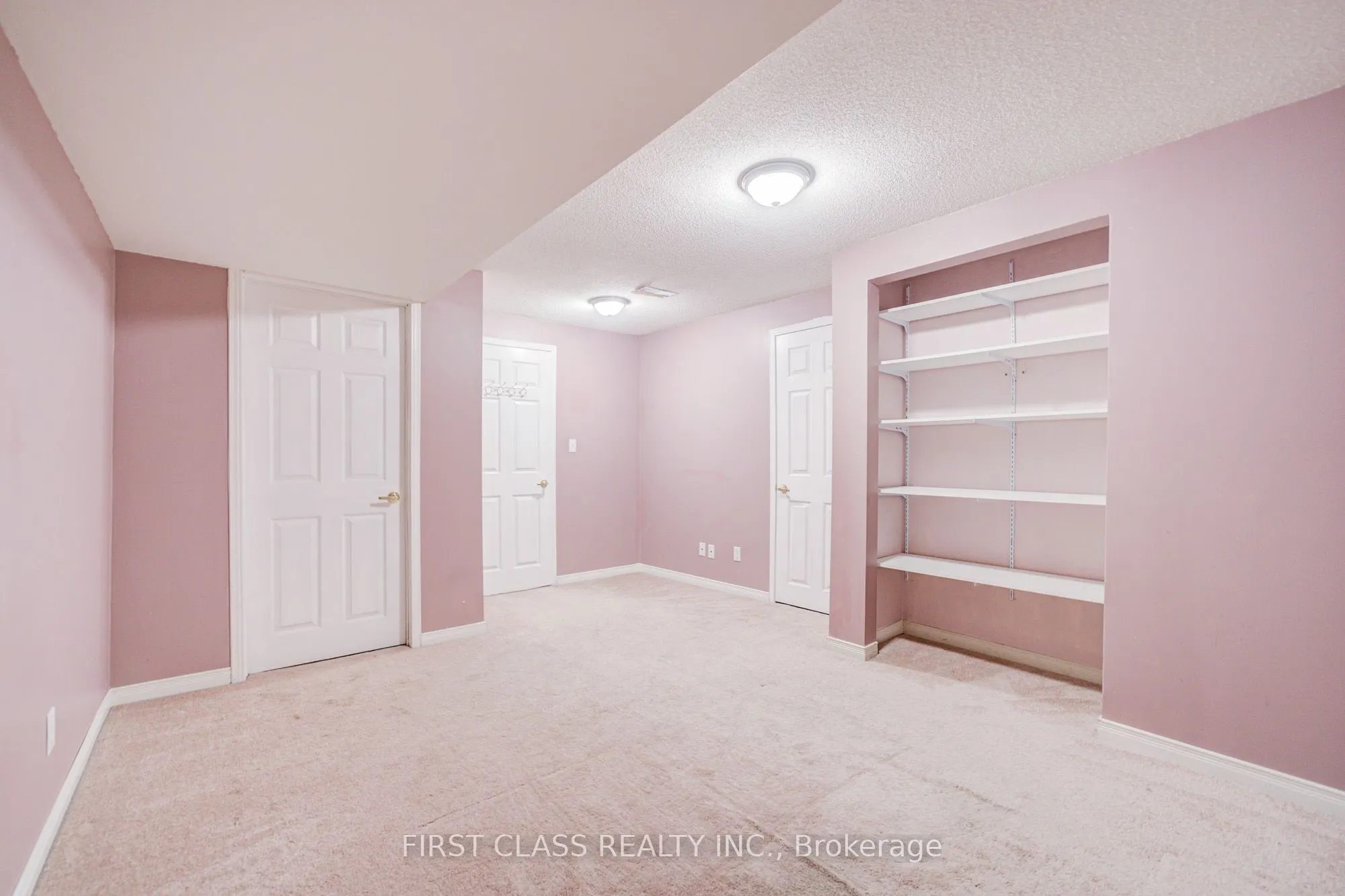 2665 Thomas Street, #59