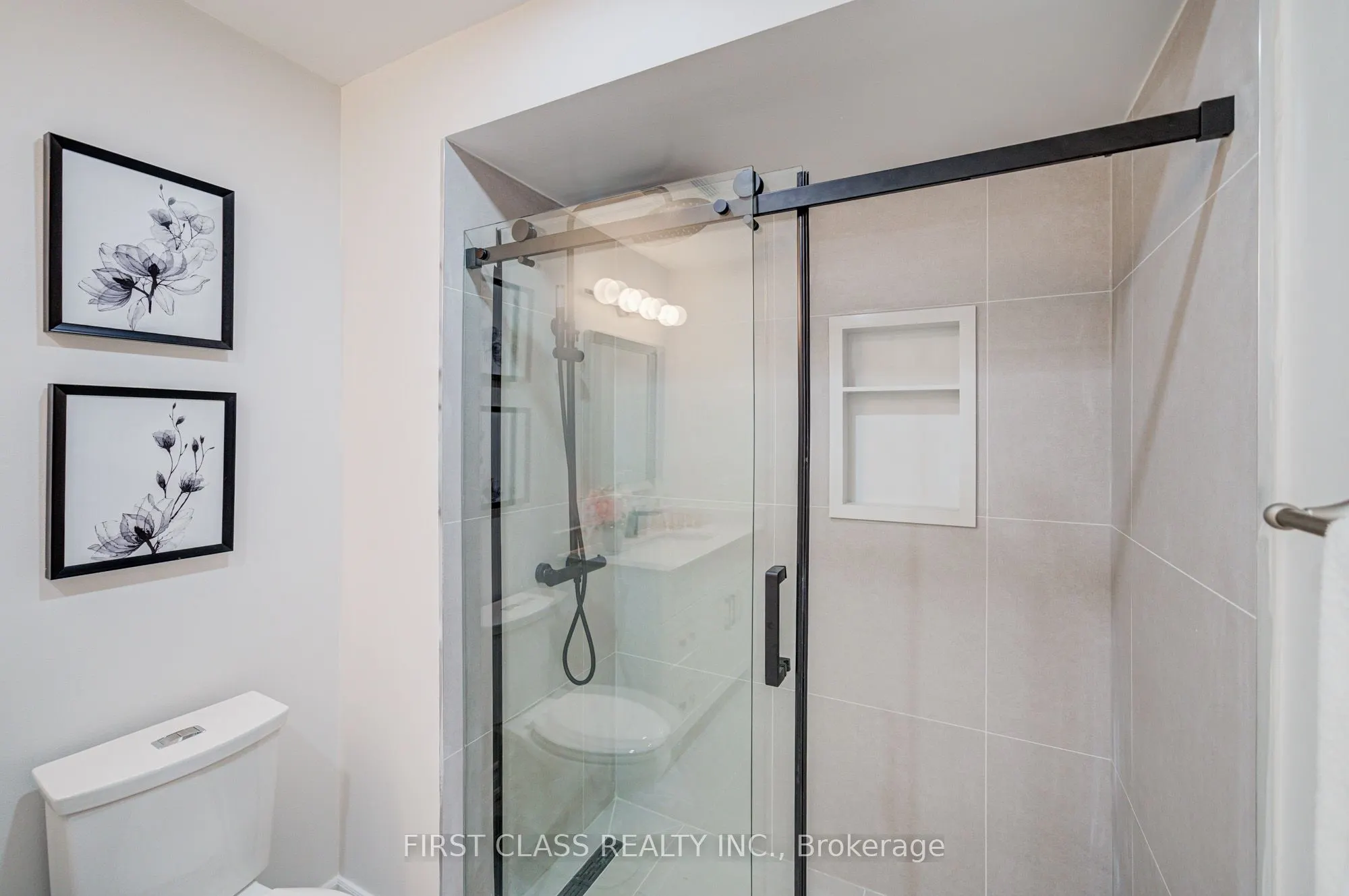 2665 Thomas Street, #59