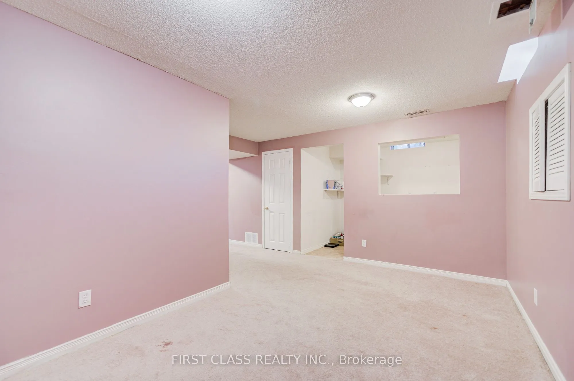 2665 Thomas Street, #59