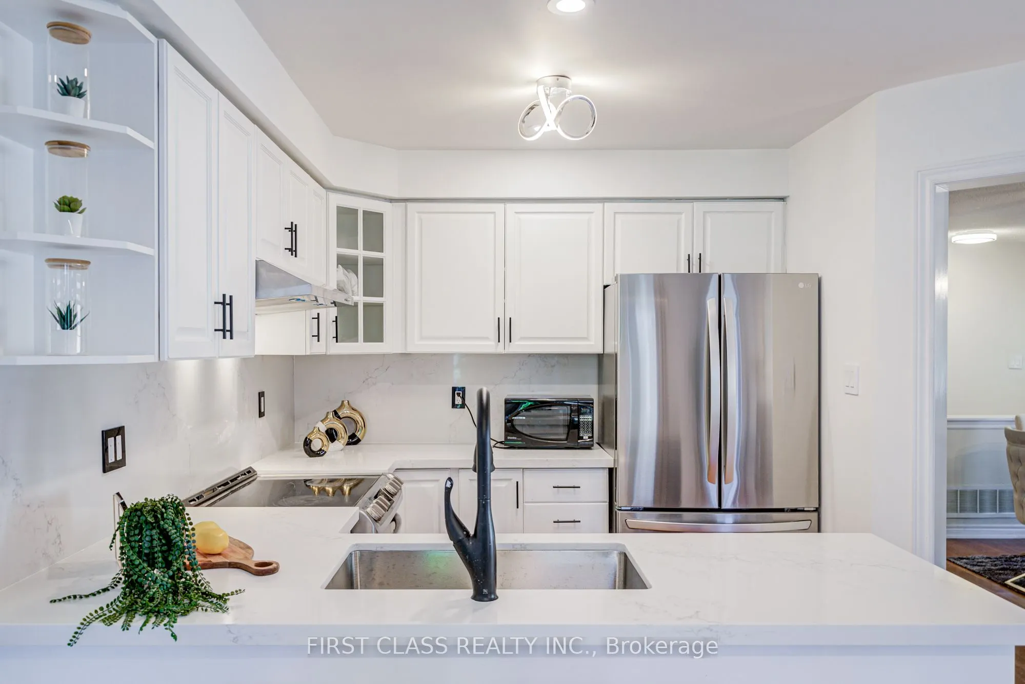2665 Thomas Street, #59