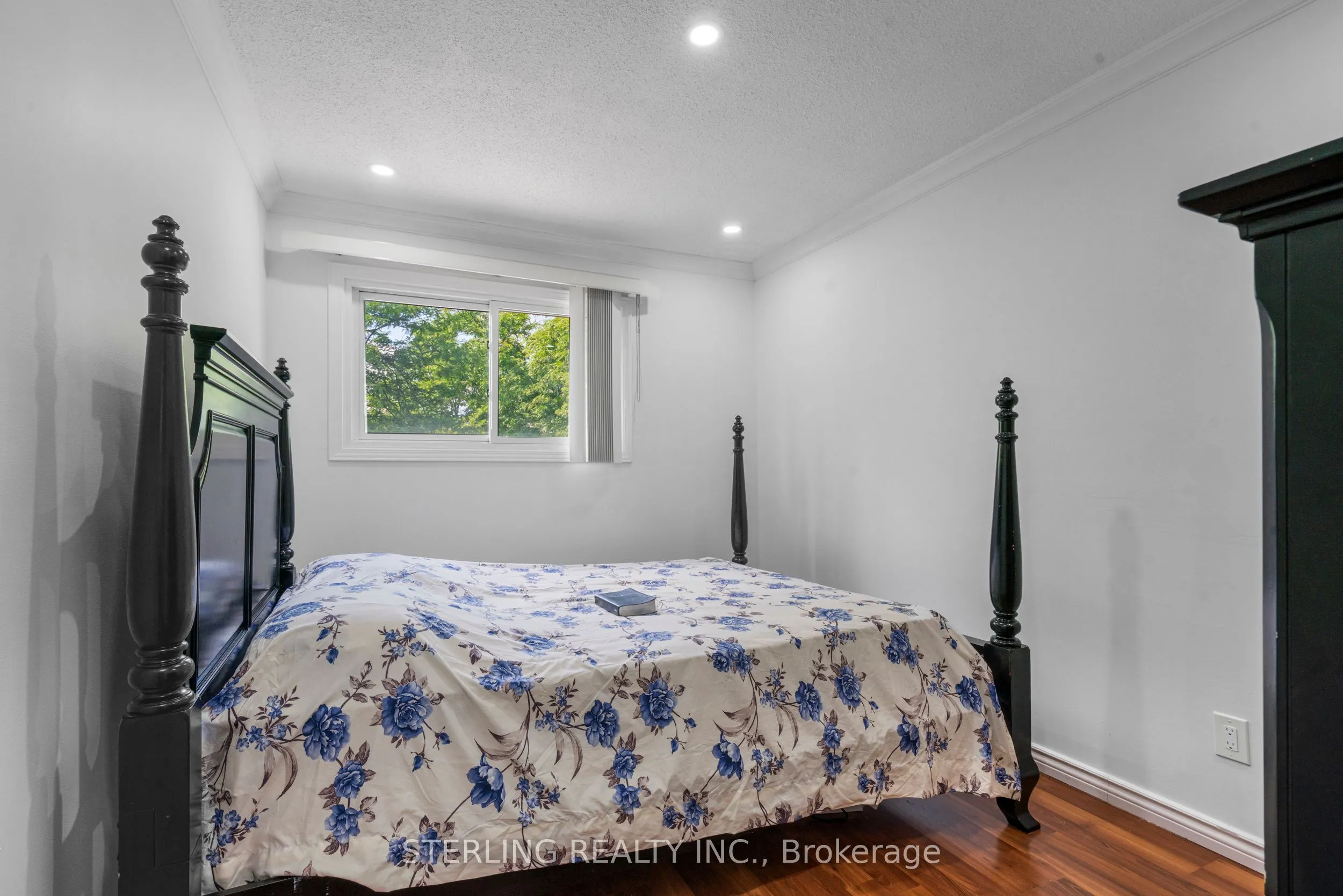 21 Foxacre Row