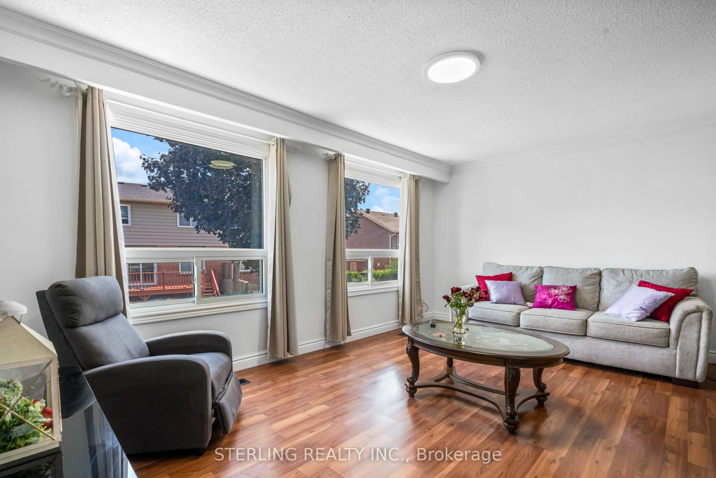 21 Foxacre Row
