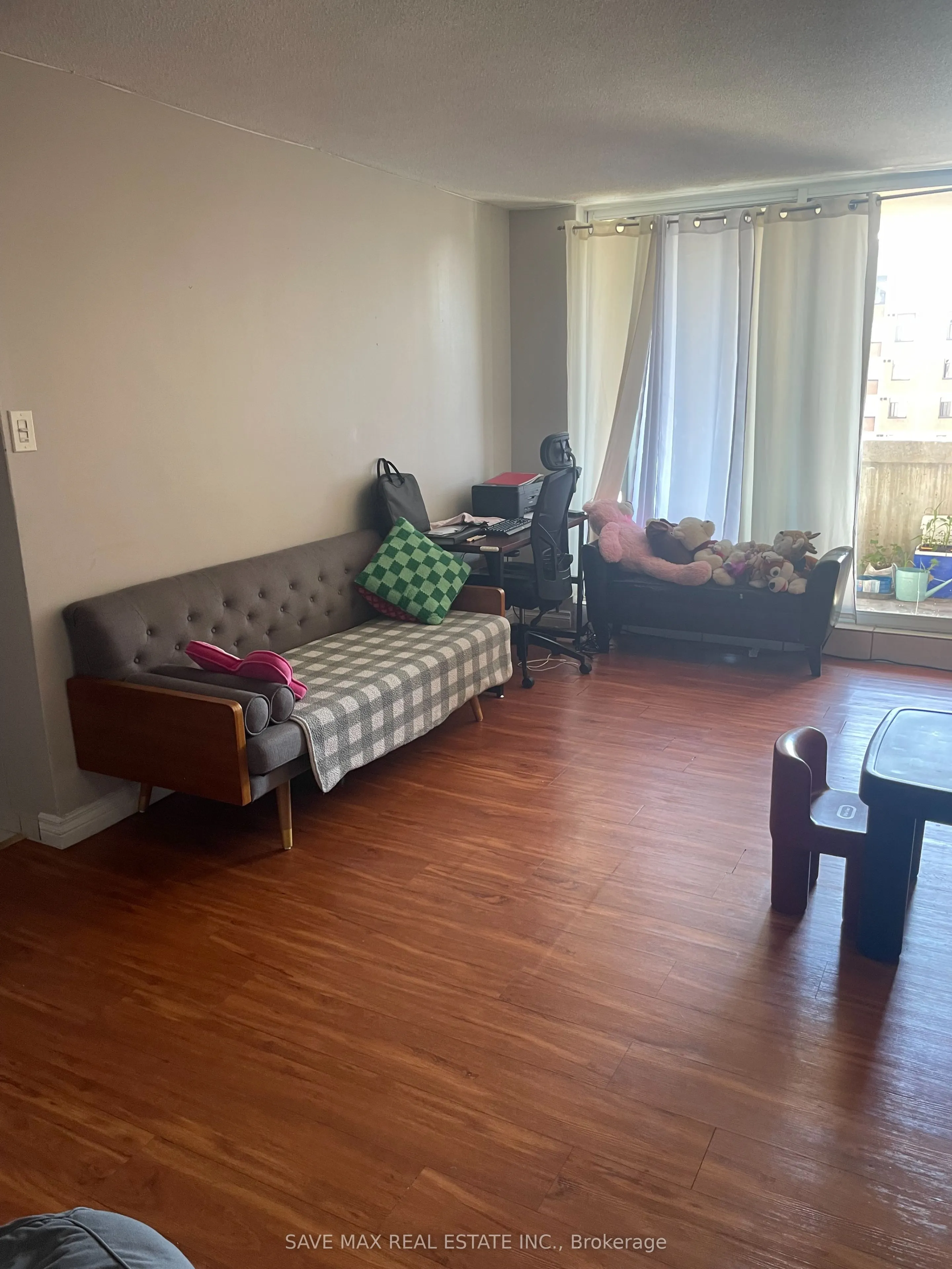 2645 Jane Street, #507