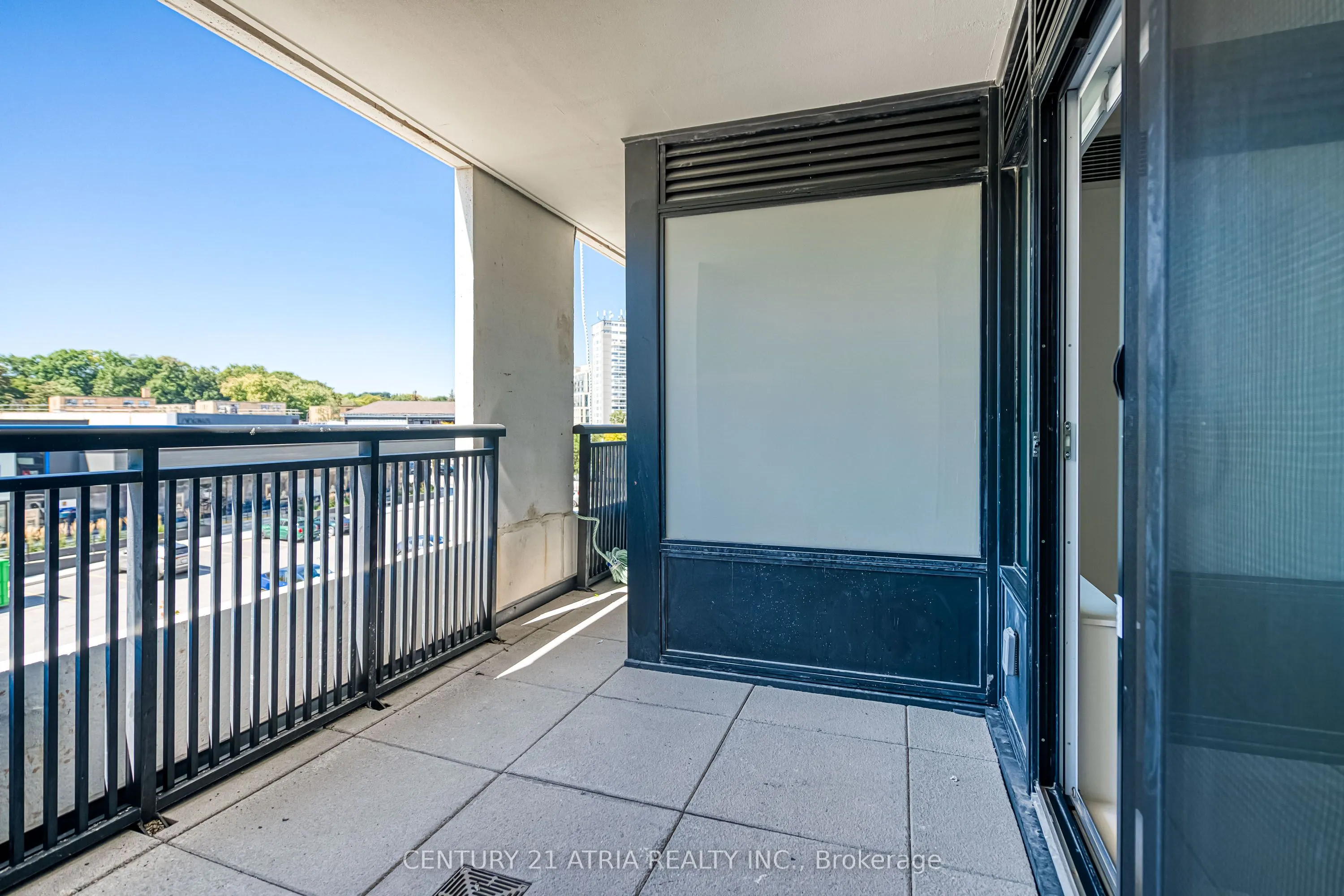 259 THE KINGSWAY, #211