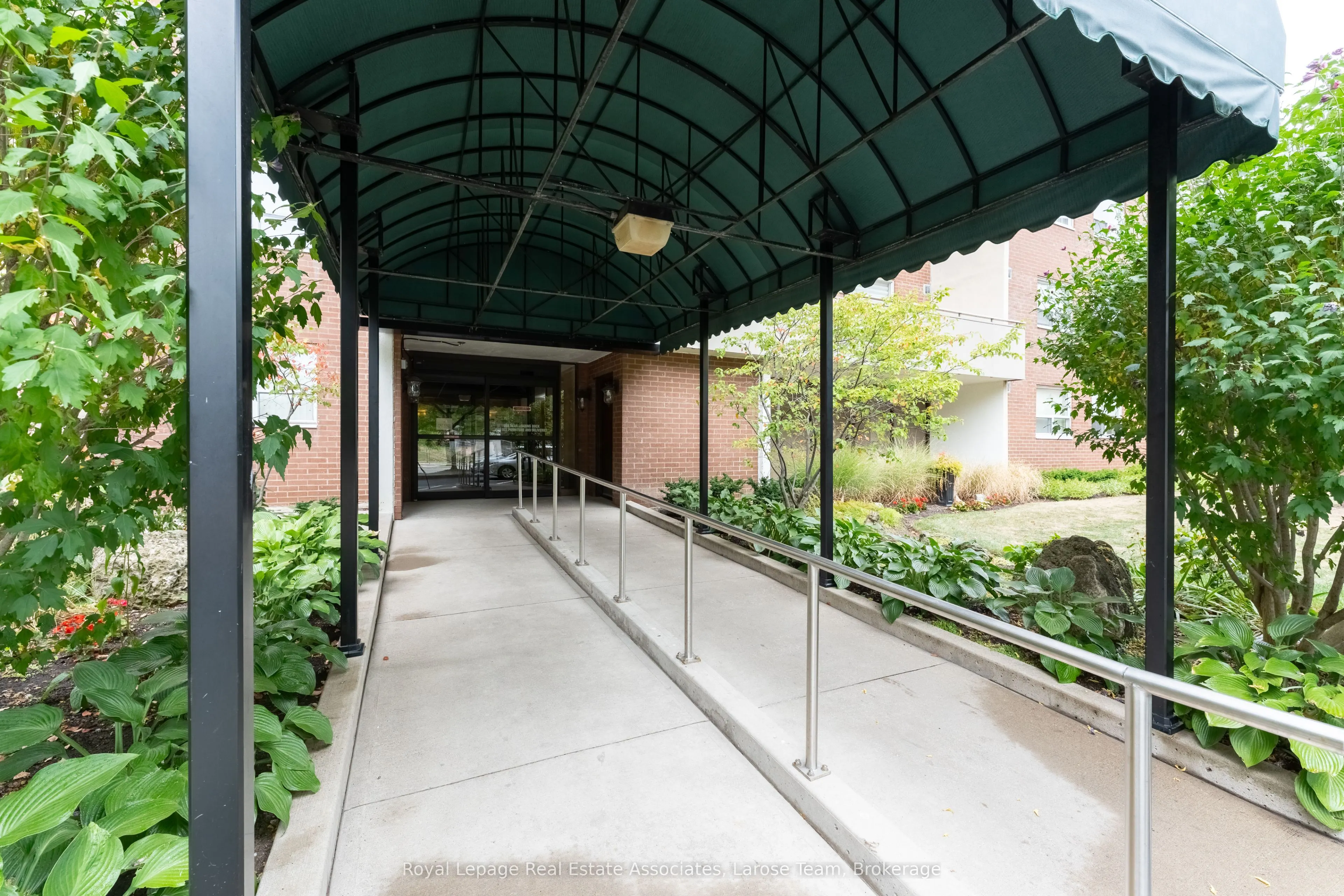 1425 Ghent Avenue, #201