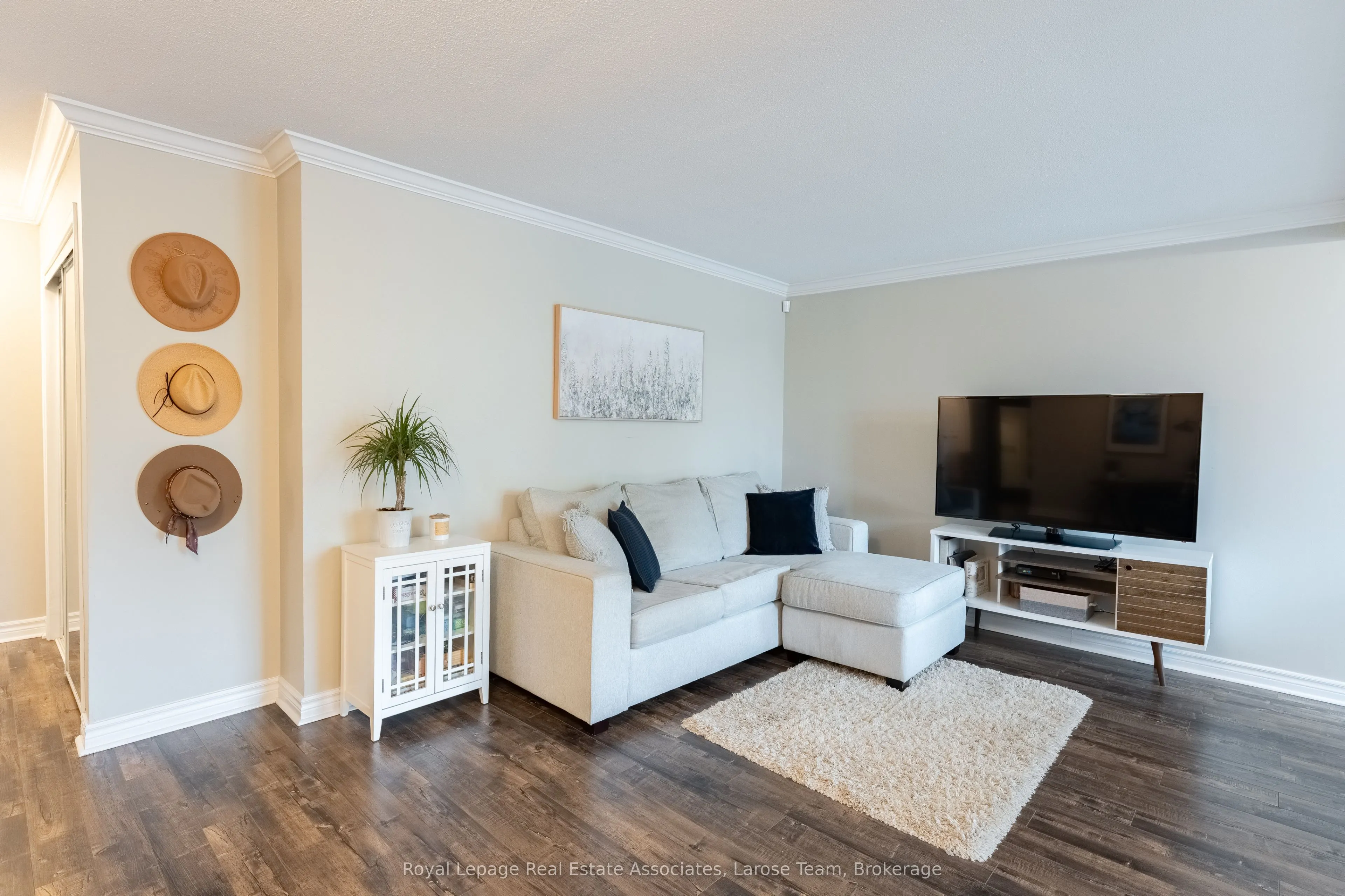 1425 Ghent Avenue, #201