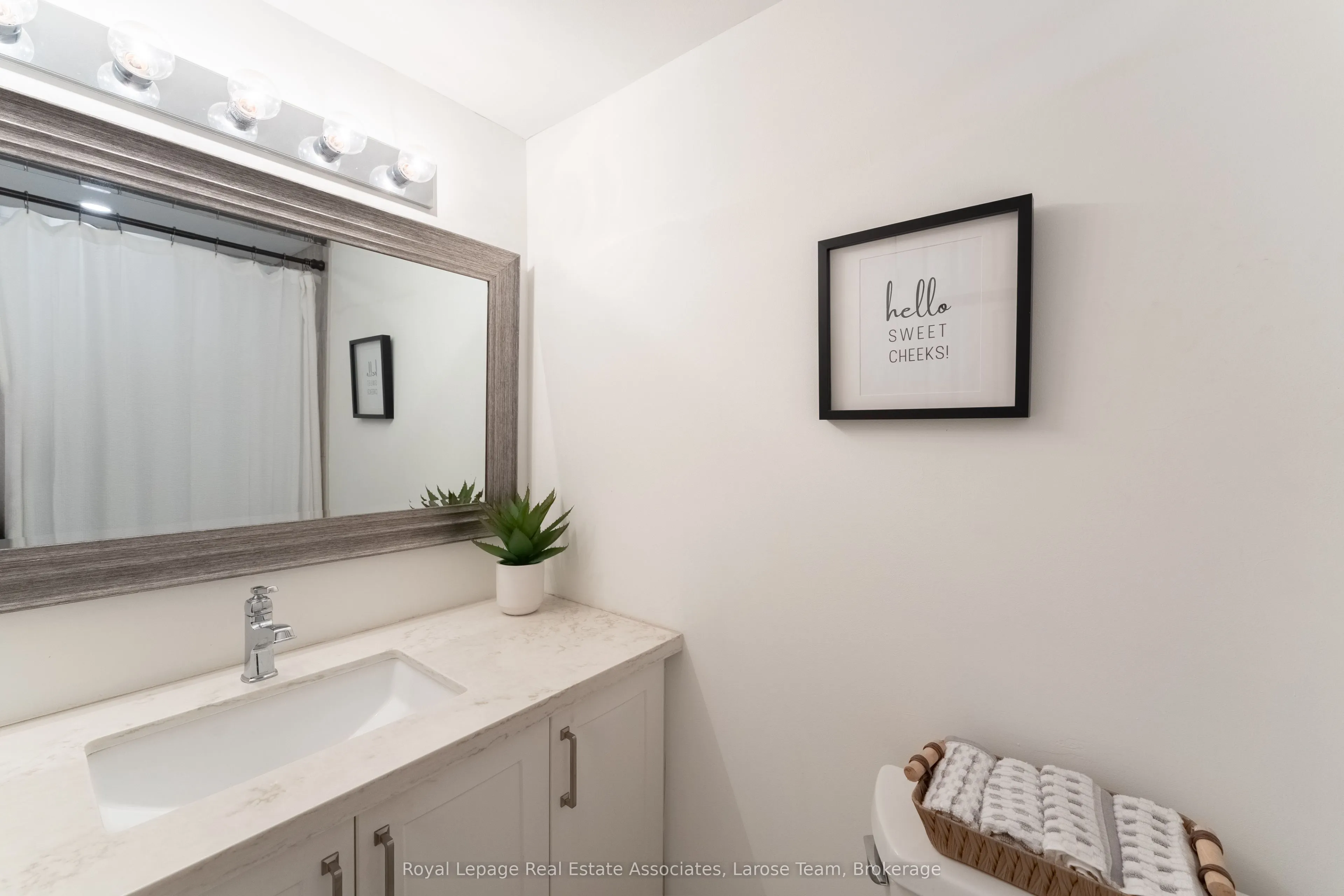1425 Ghent Avenue, #201