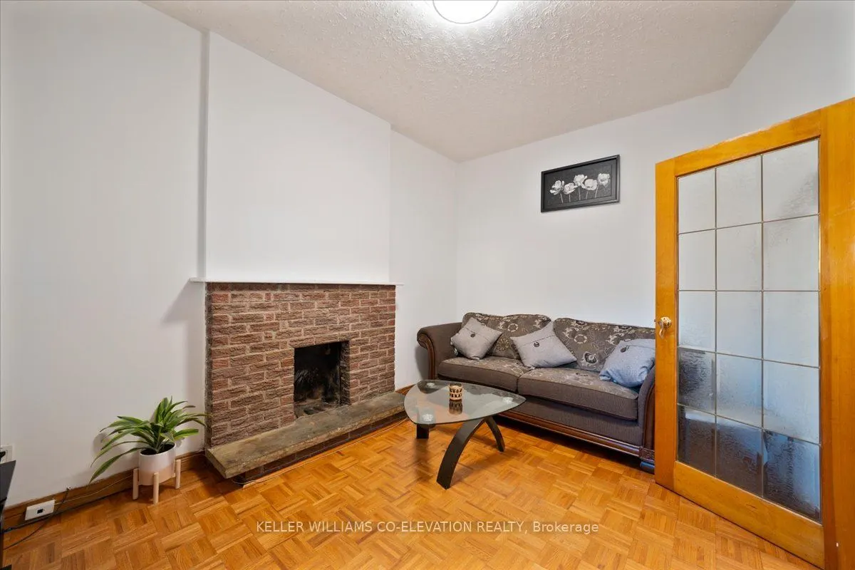 85 Emerson Avenue