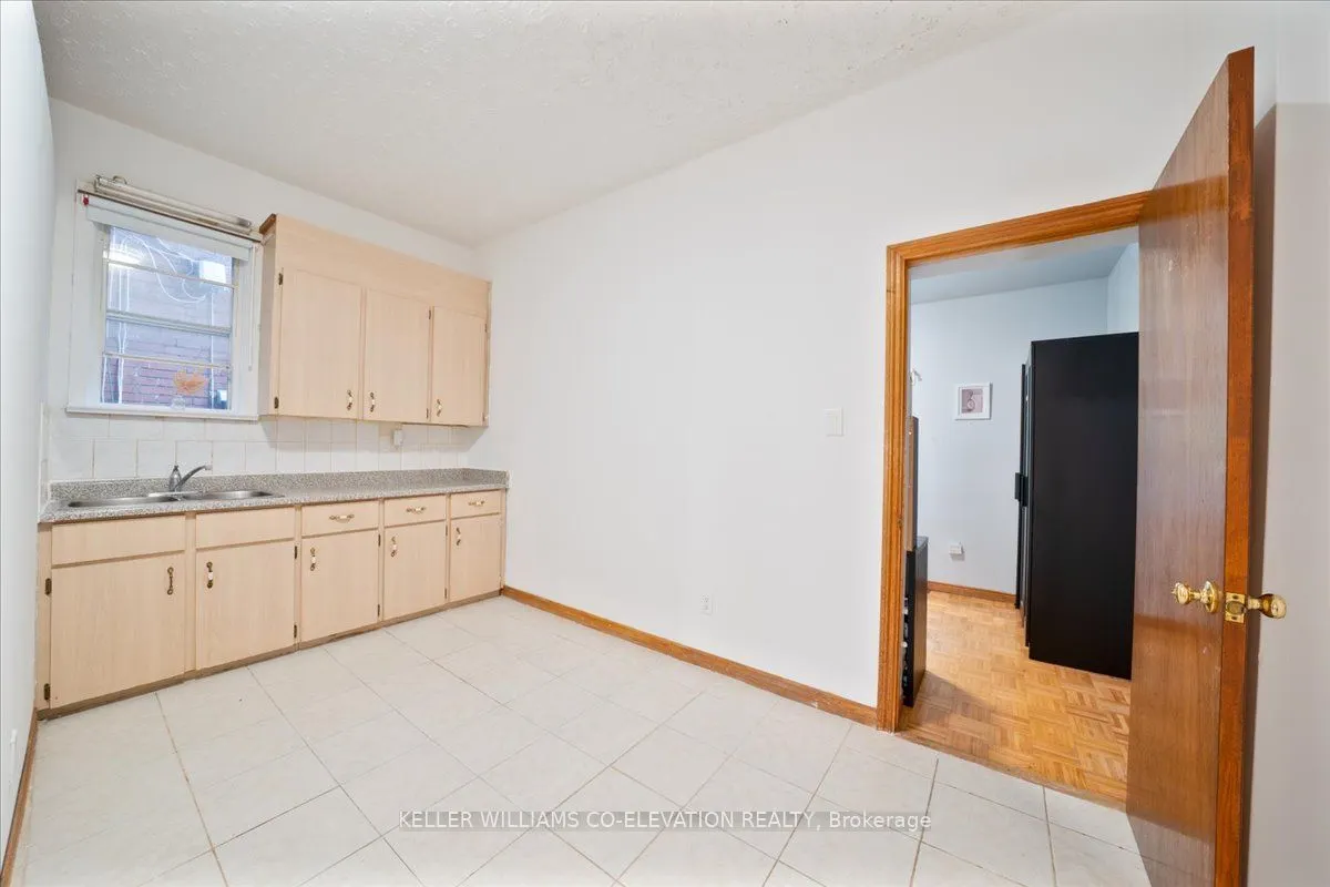85 Emerson Avenue