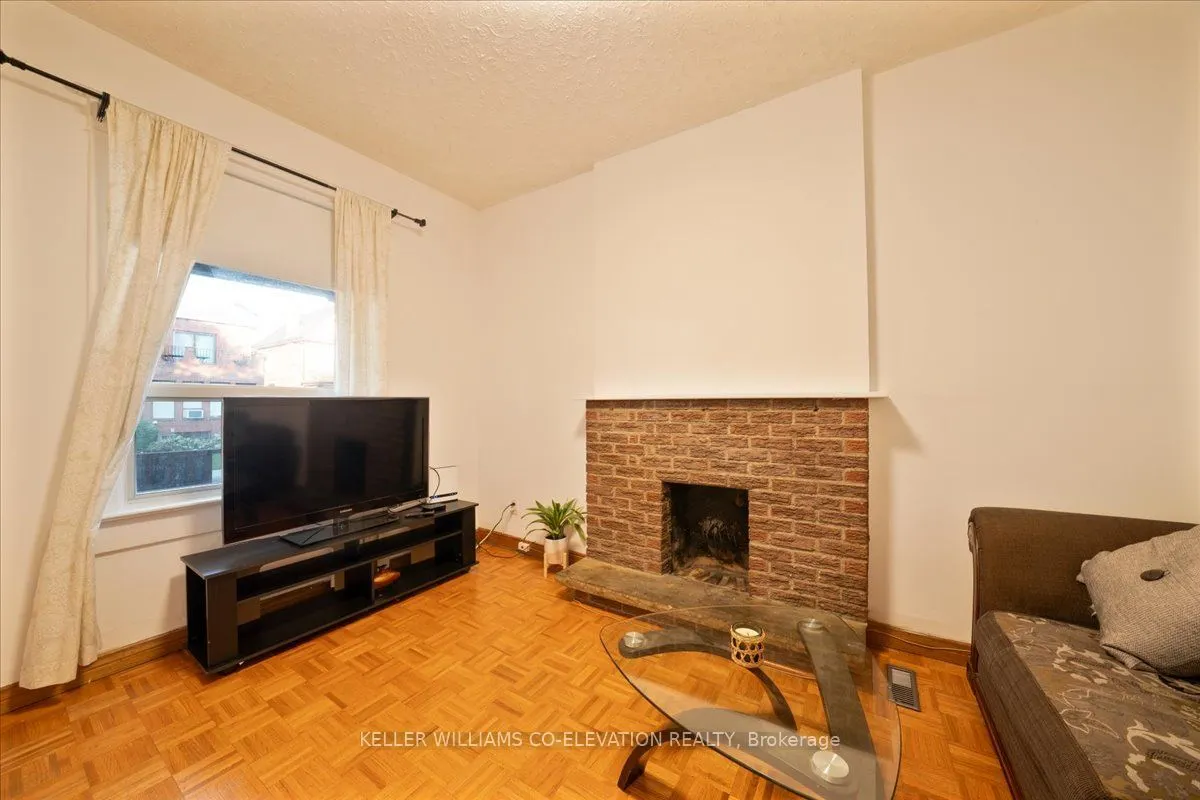 85 Emerson Avenue