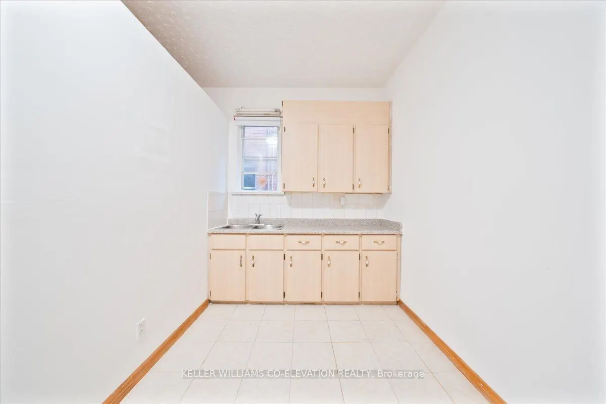 85 Emerson Avenue