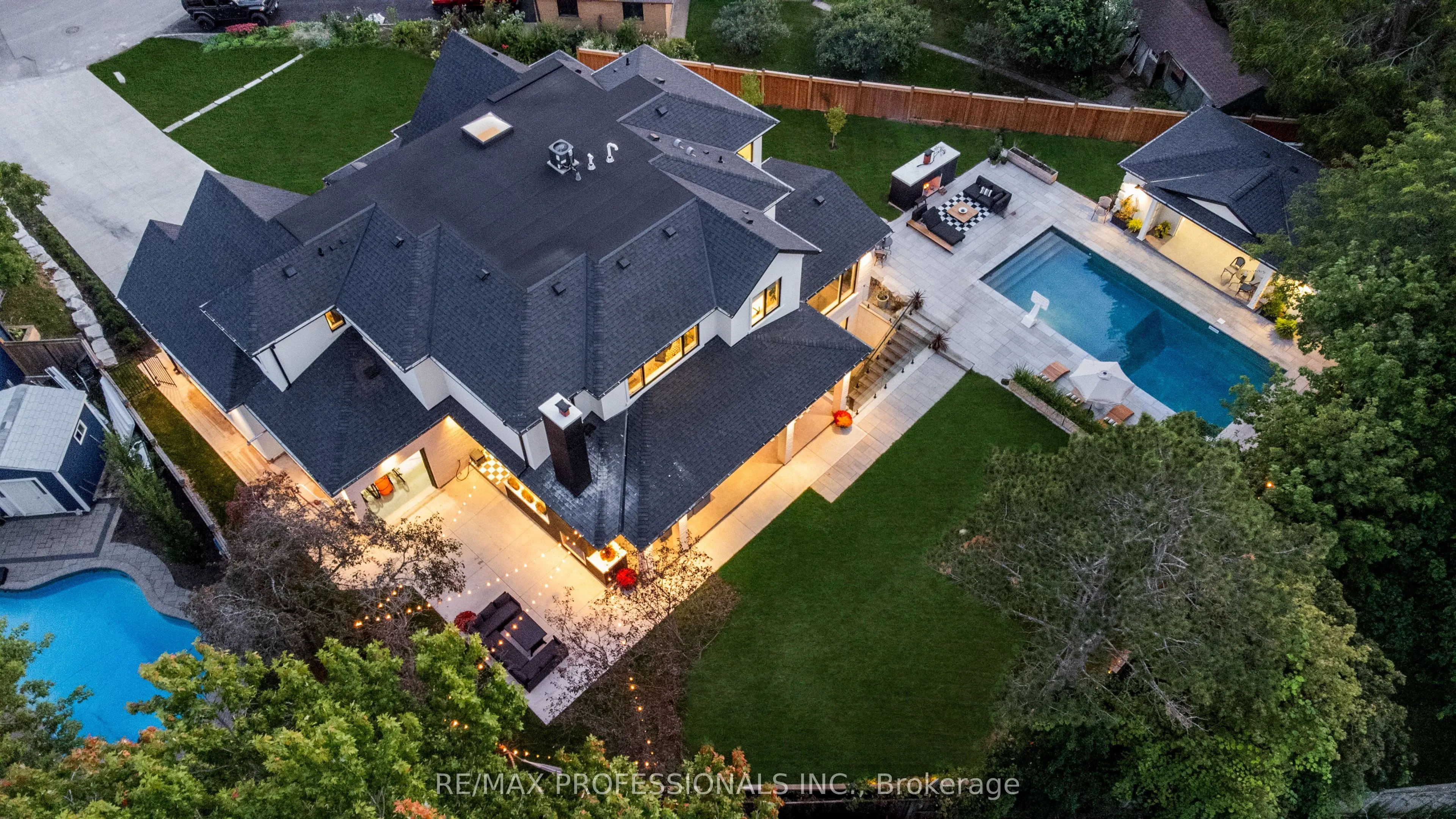 583 Weir Avenue