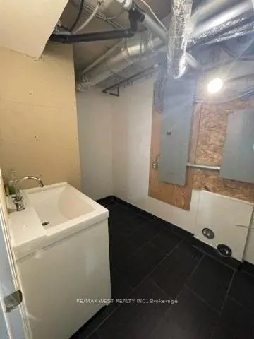 473A Rogers Road