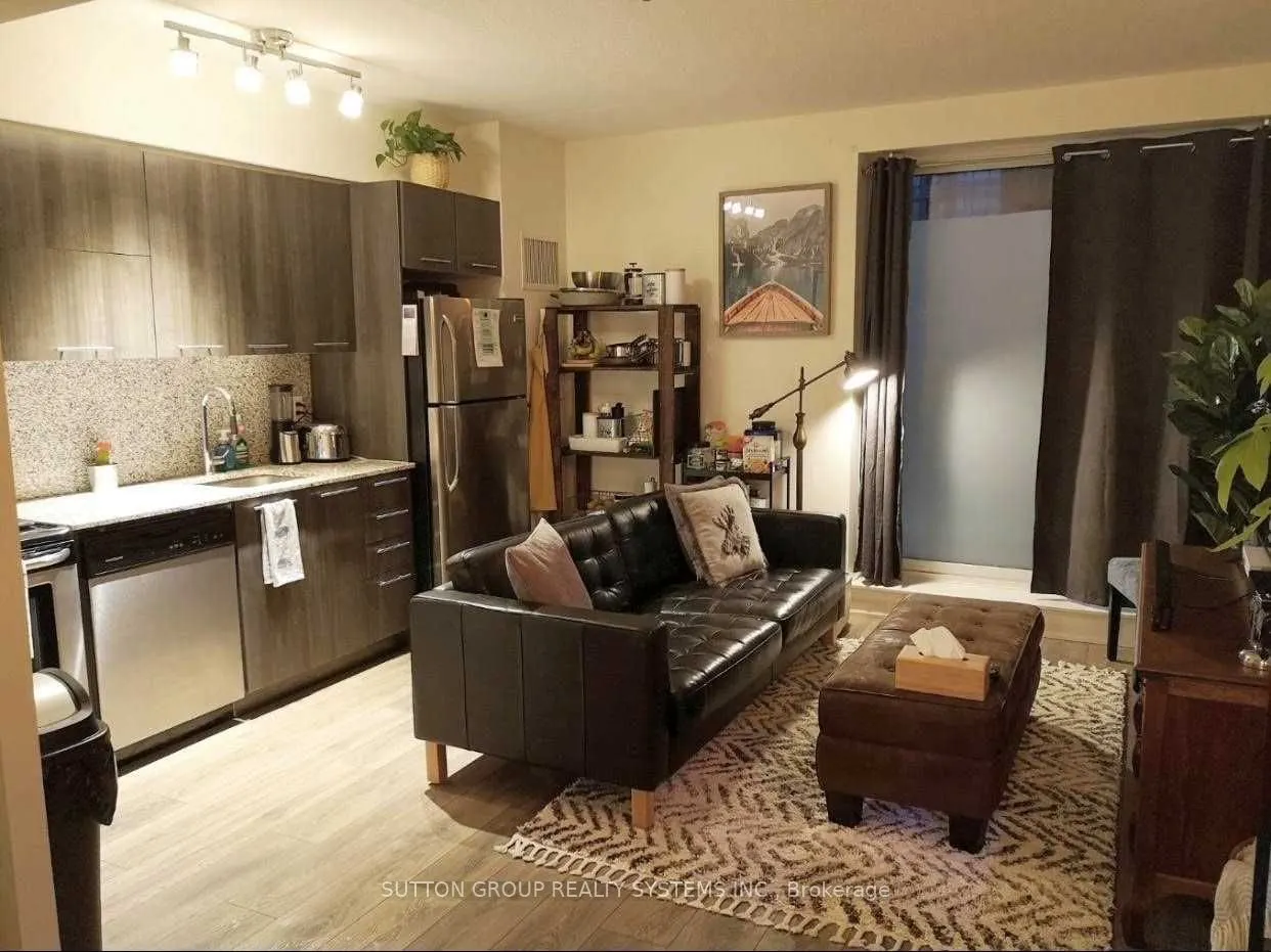 38 Joe Shuster Way, #105