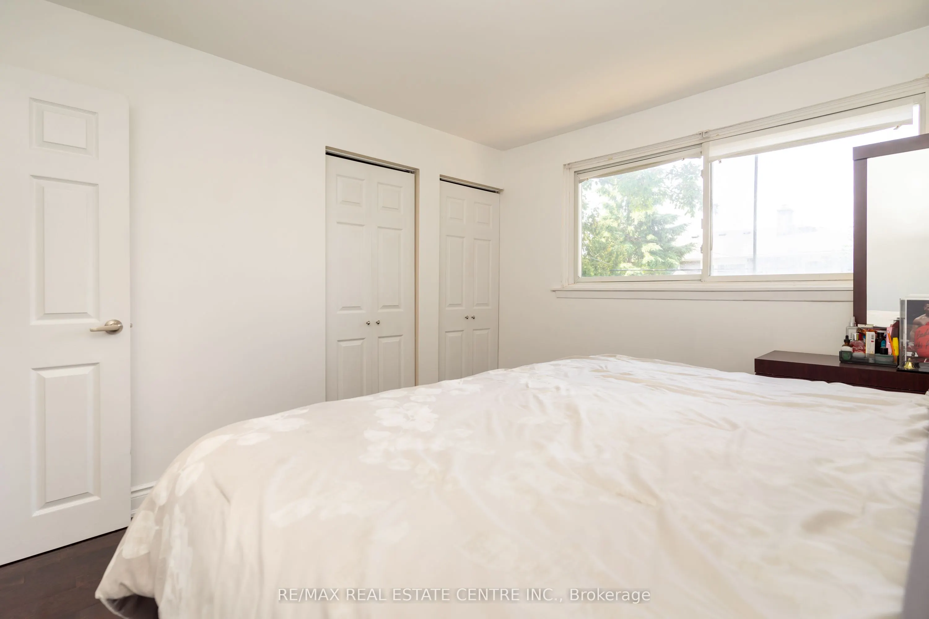 105 Aloma Crescent