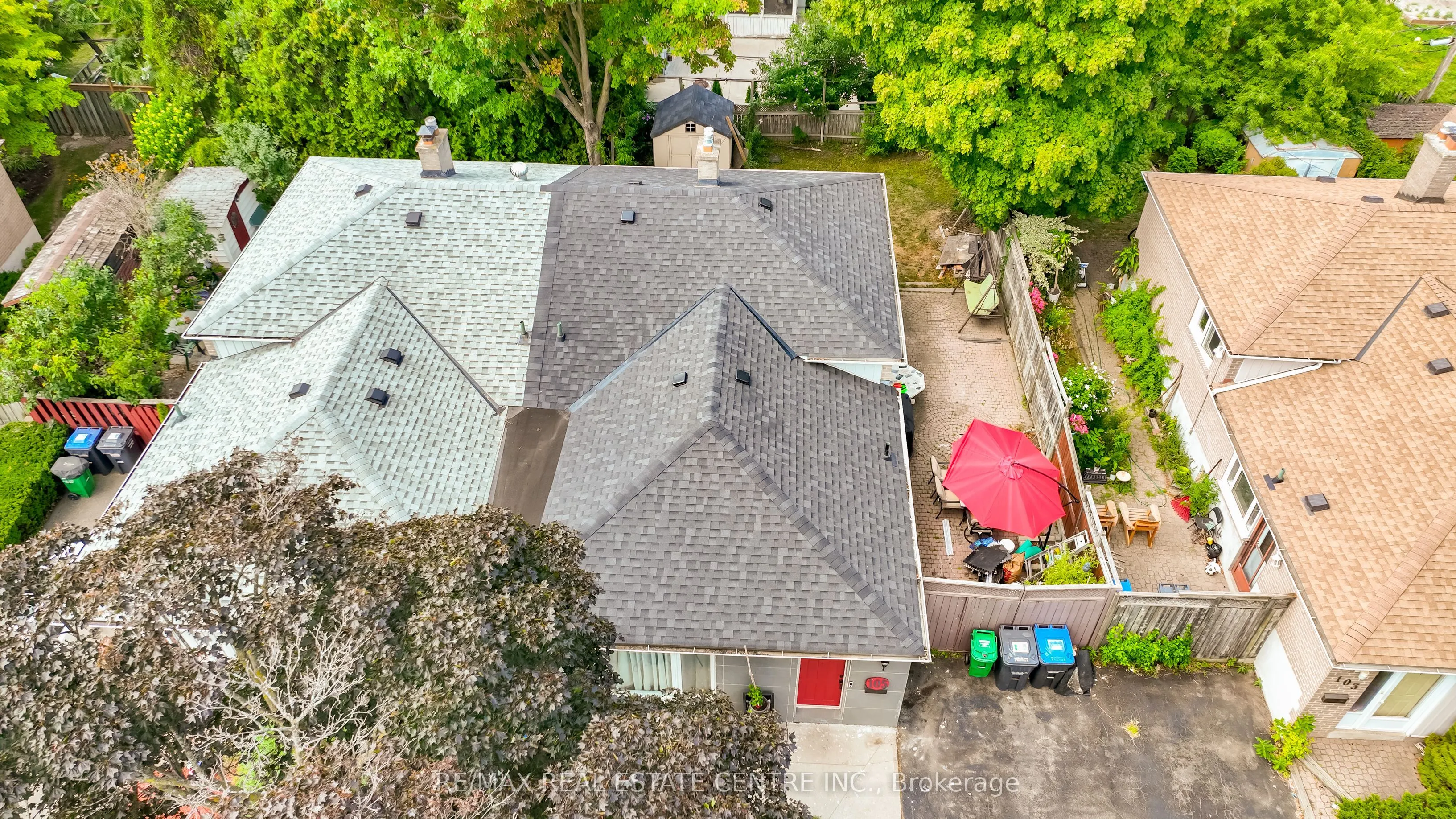 105 Aloma Crescent