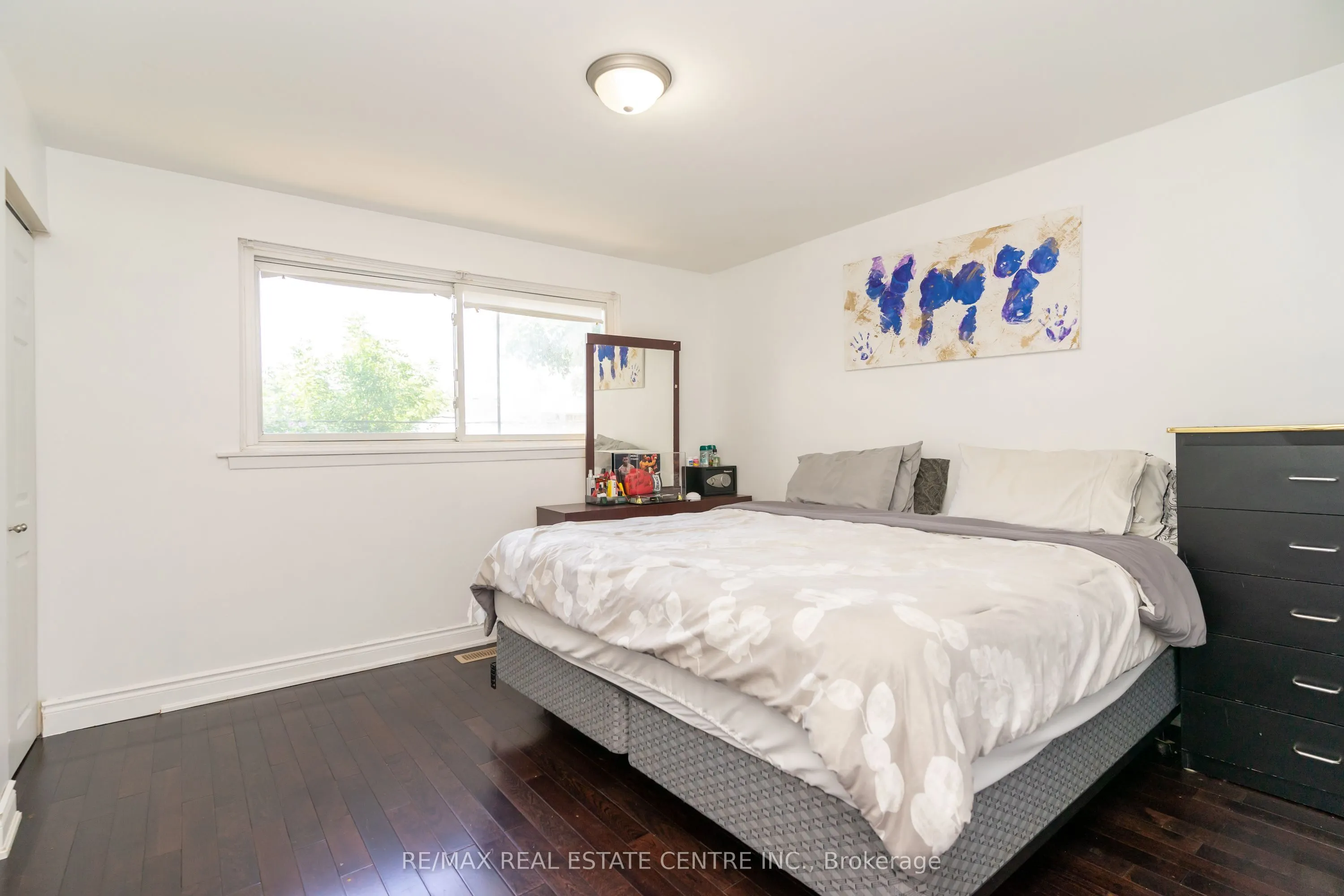 105 Aloma Crescent