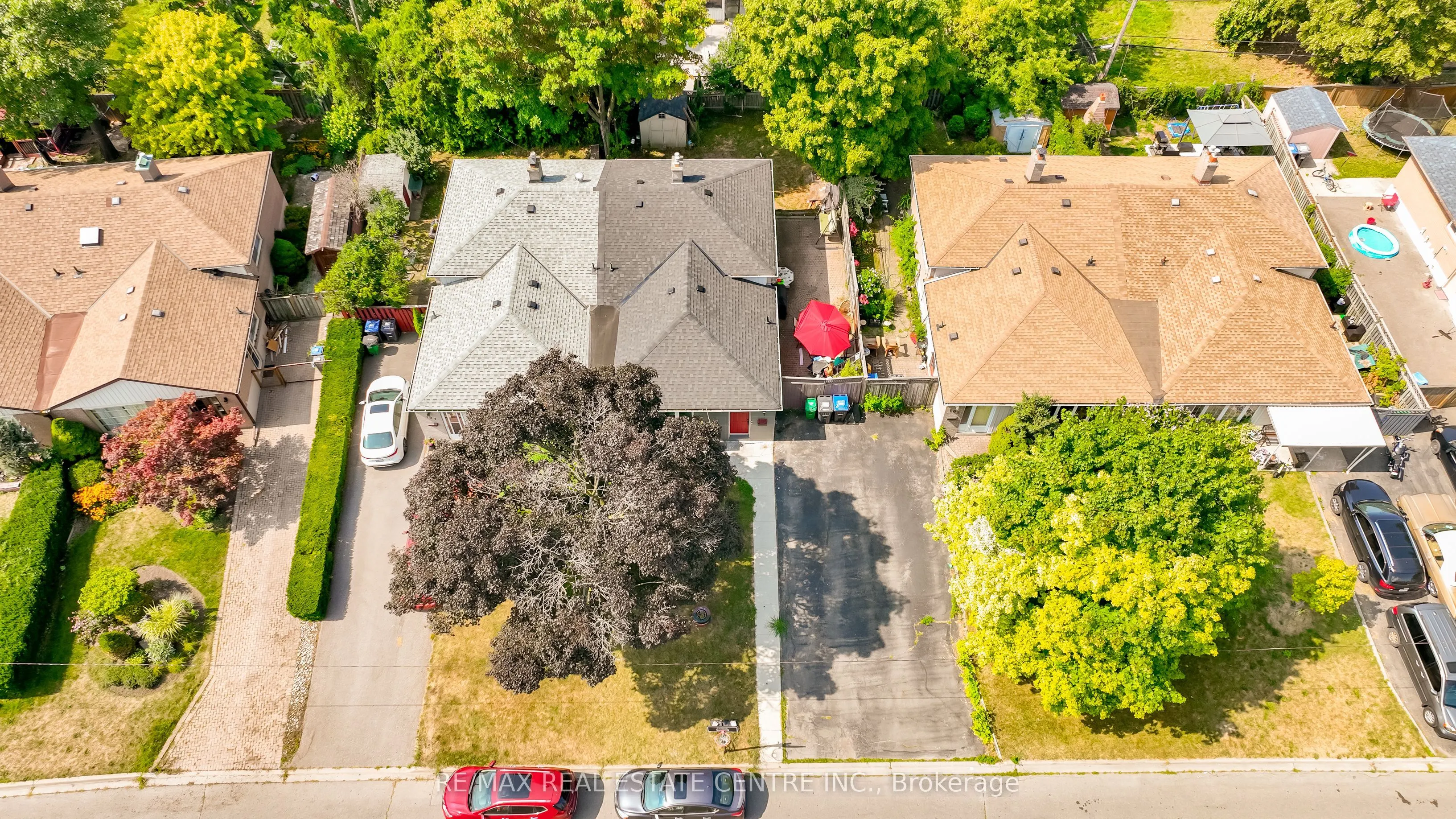 105 Aloma Crescent