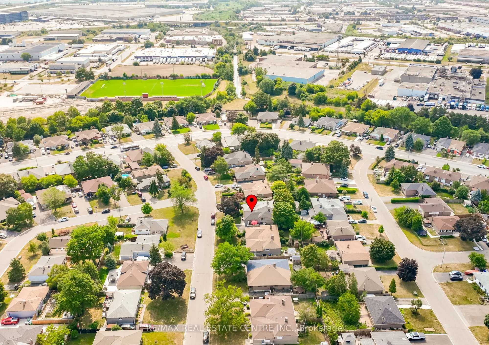 105 Aloma Crescent