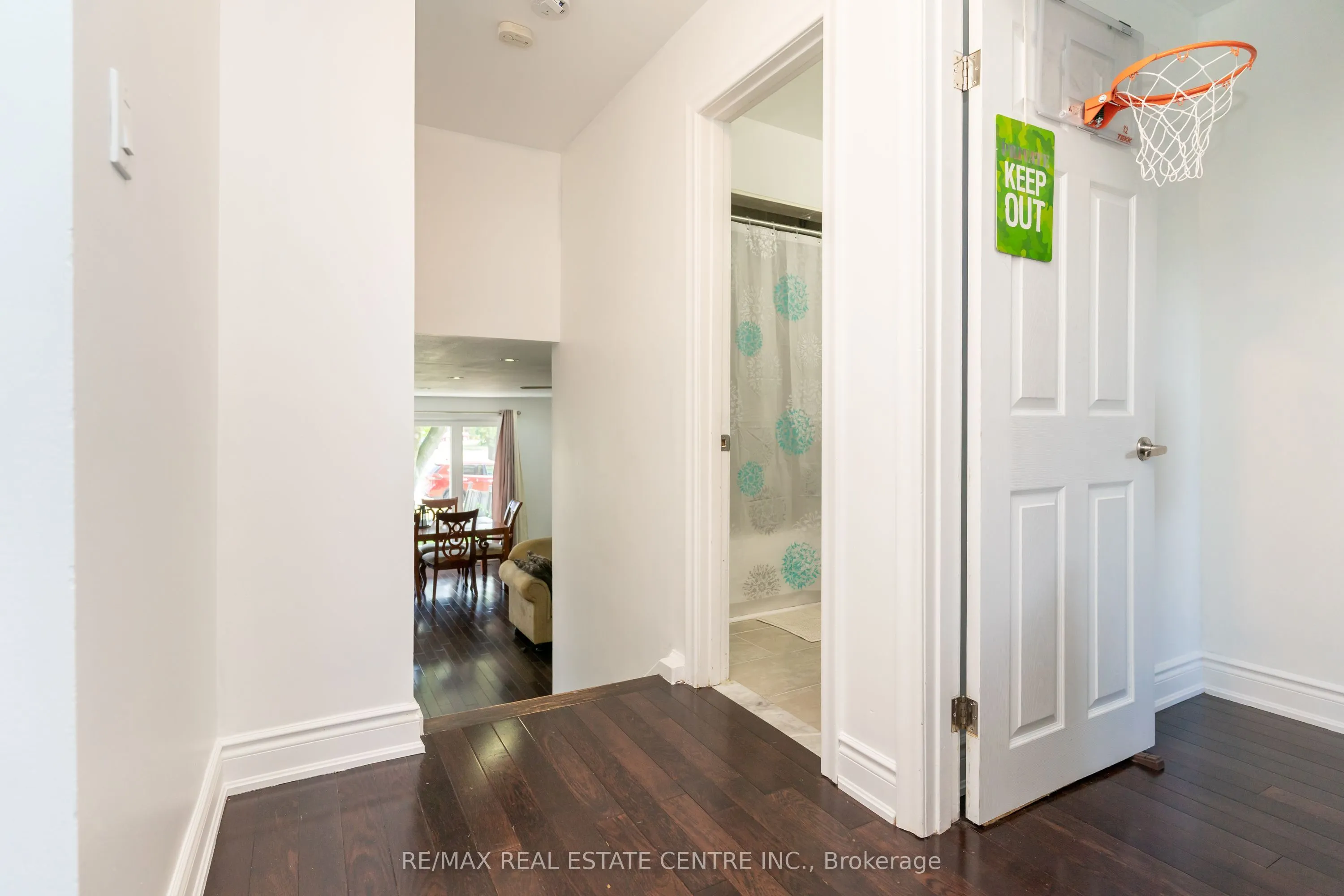 105 Aloma Crescent