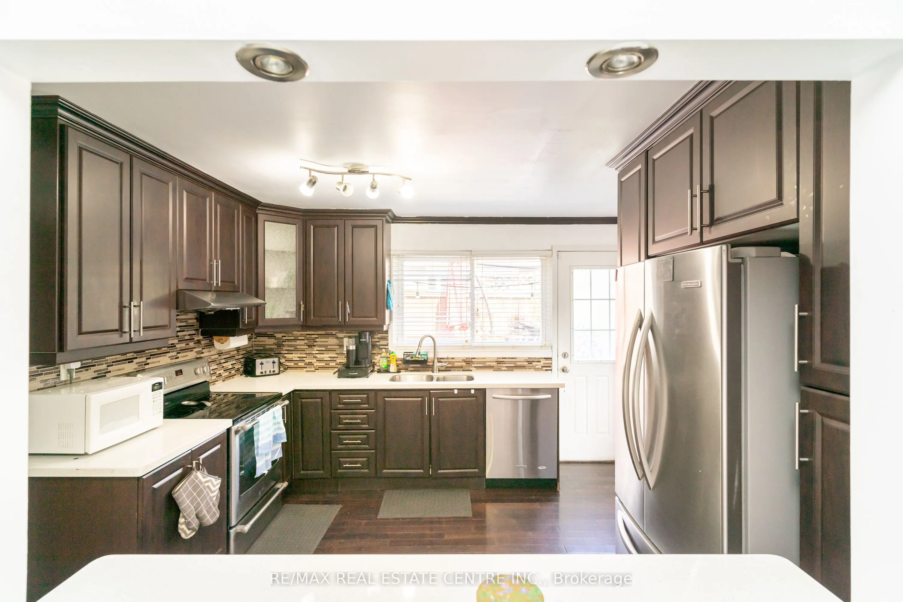 105 Aloma Crescent