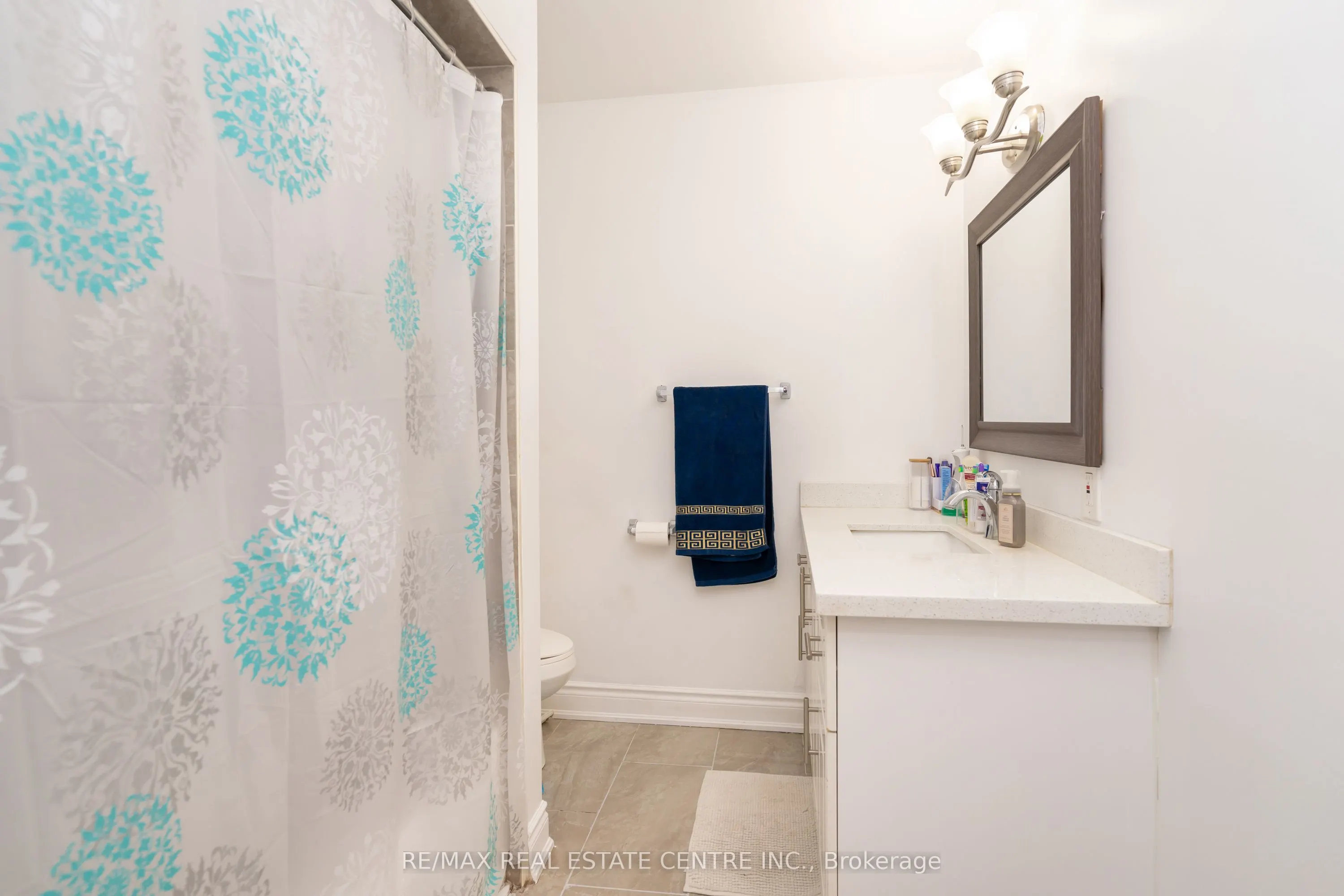 105 Aloma Crescent