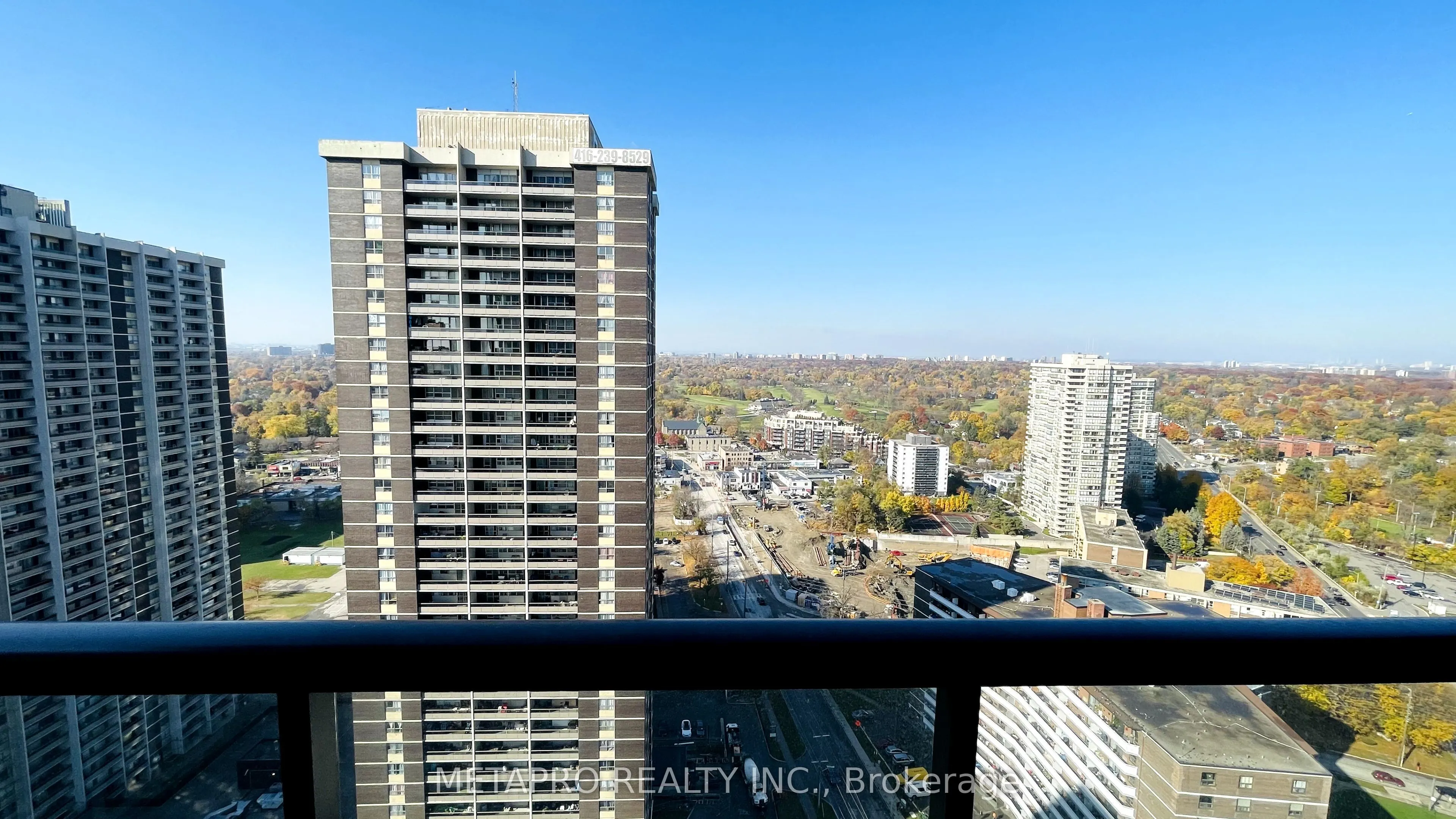 5 Mabelle Avenue, ##2733